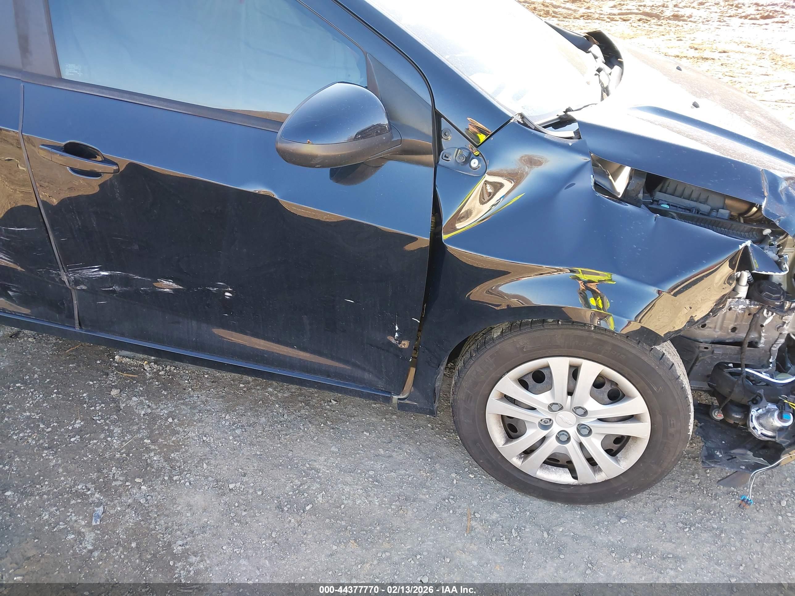CHEVROLET SONIC image 6