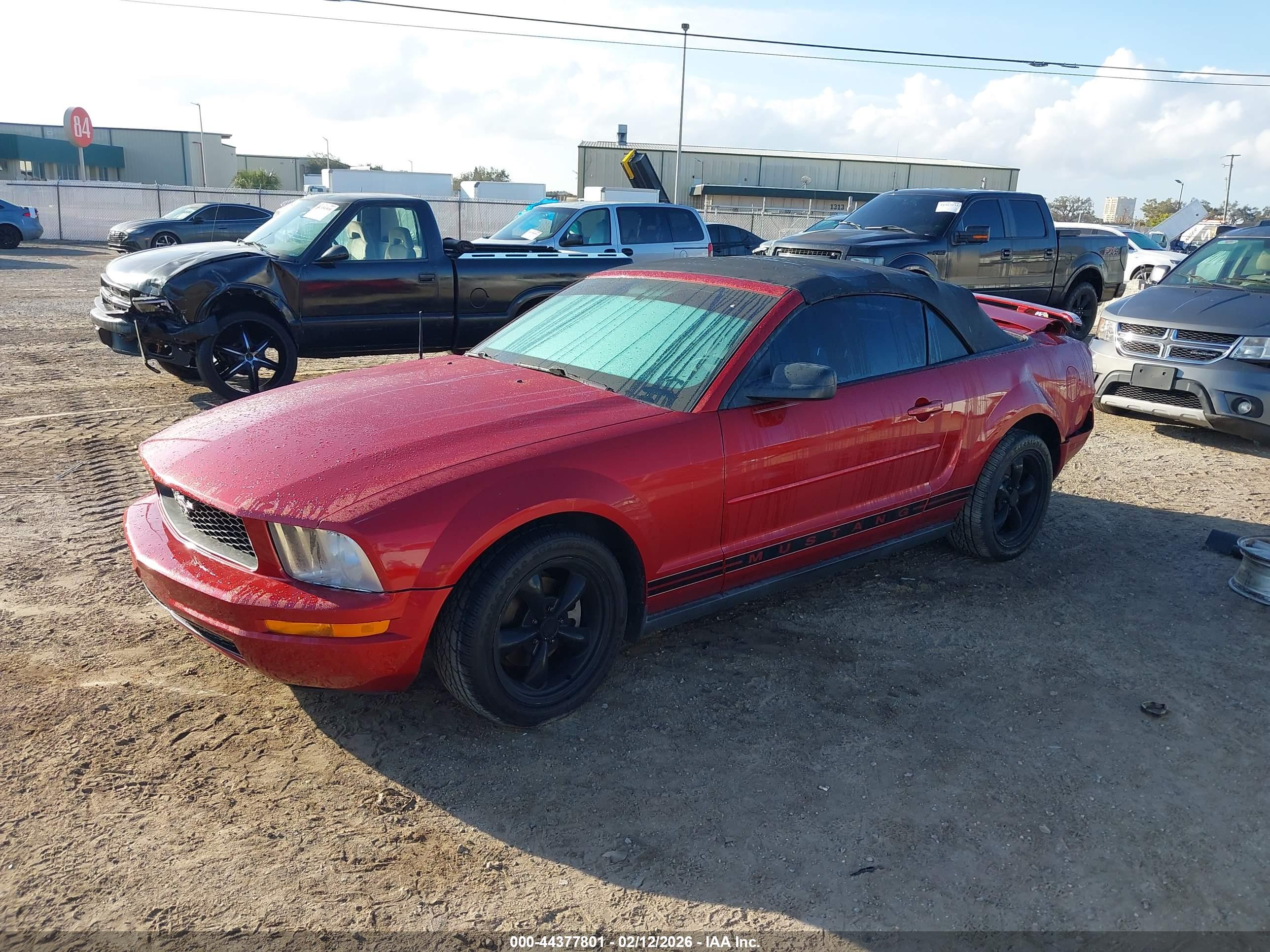 FORD MUSTANG image 2
