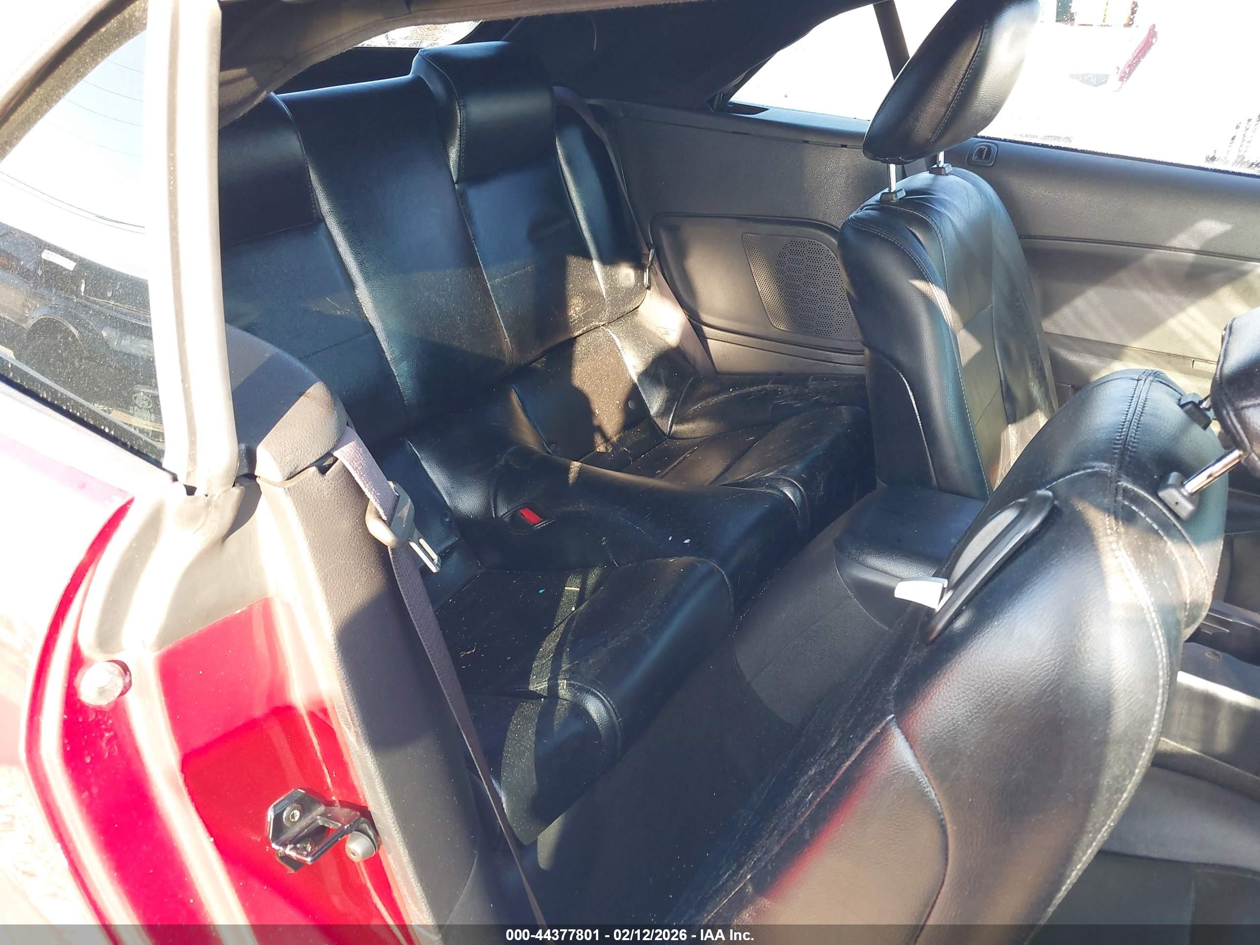 FORD MUSTANG image 8