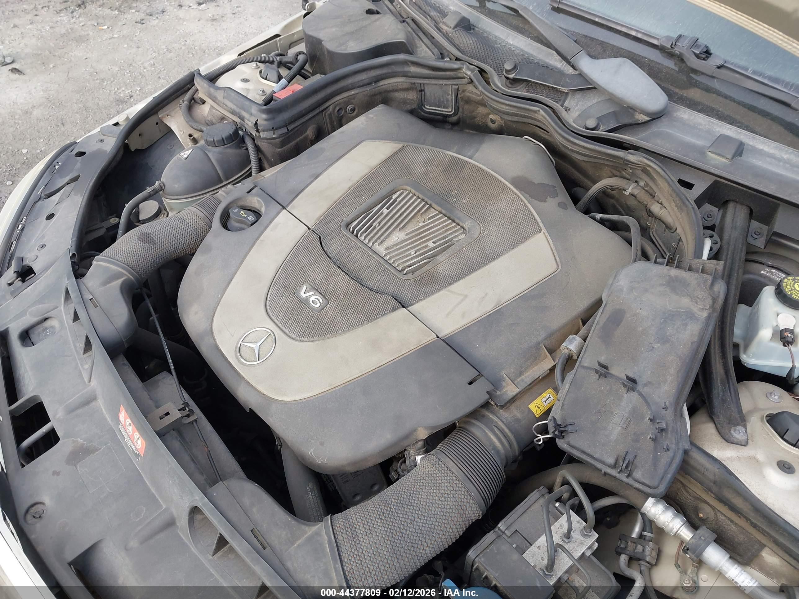 MERCEDES-BENZ C image 10