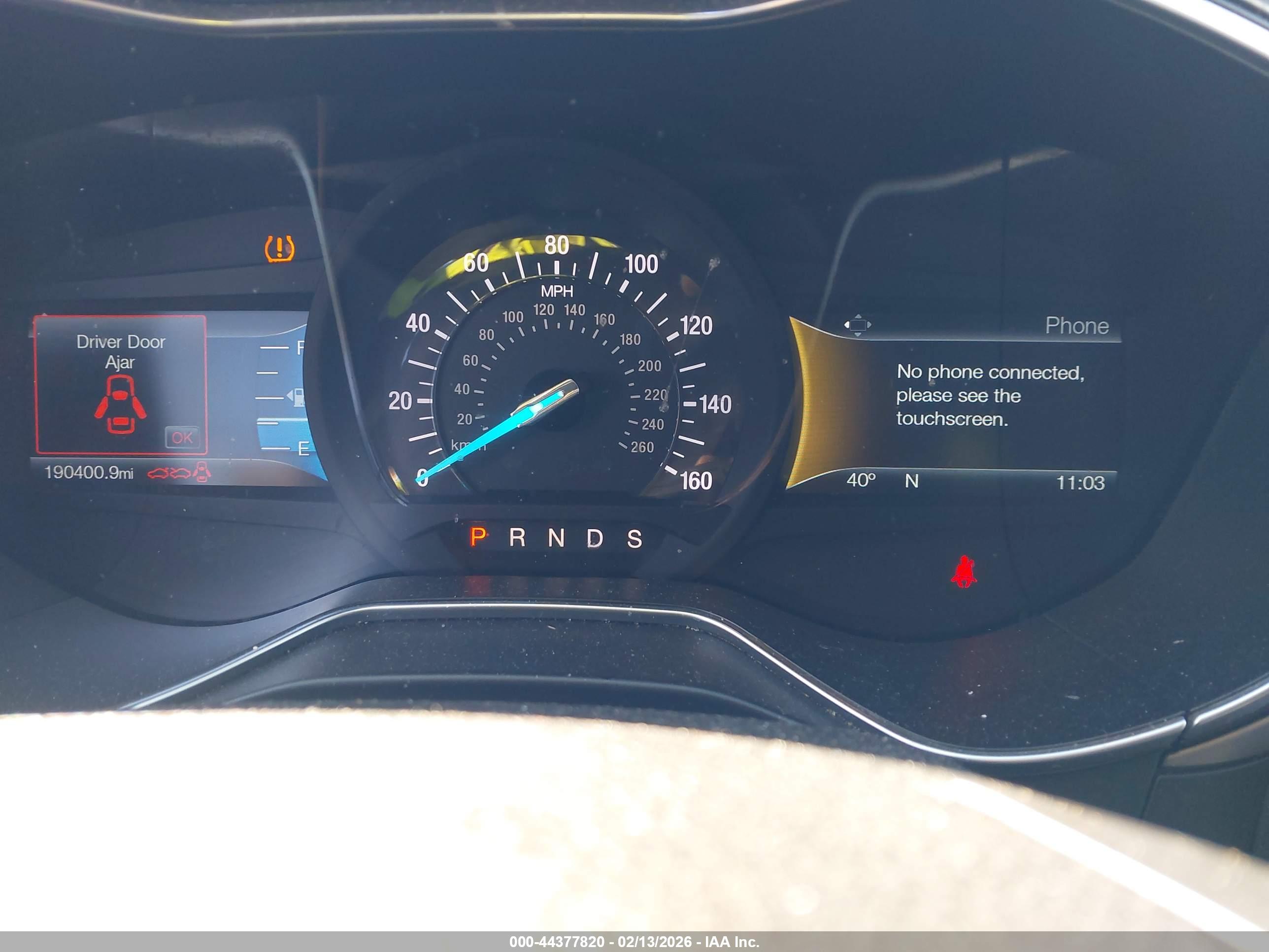 FORD FUSION image 7