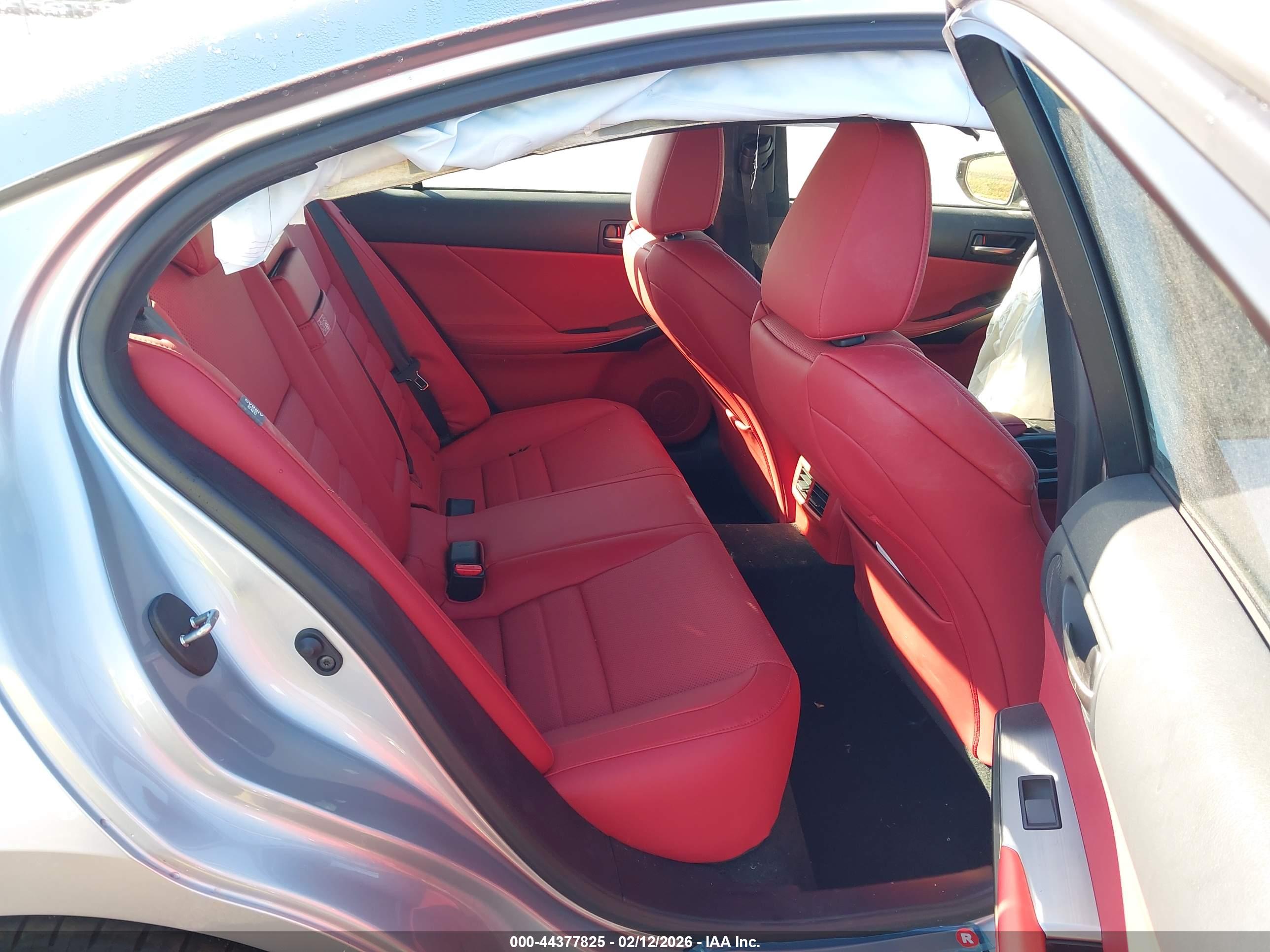 LEXUS IS image 8