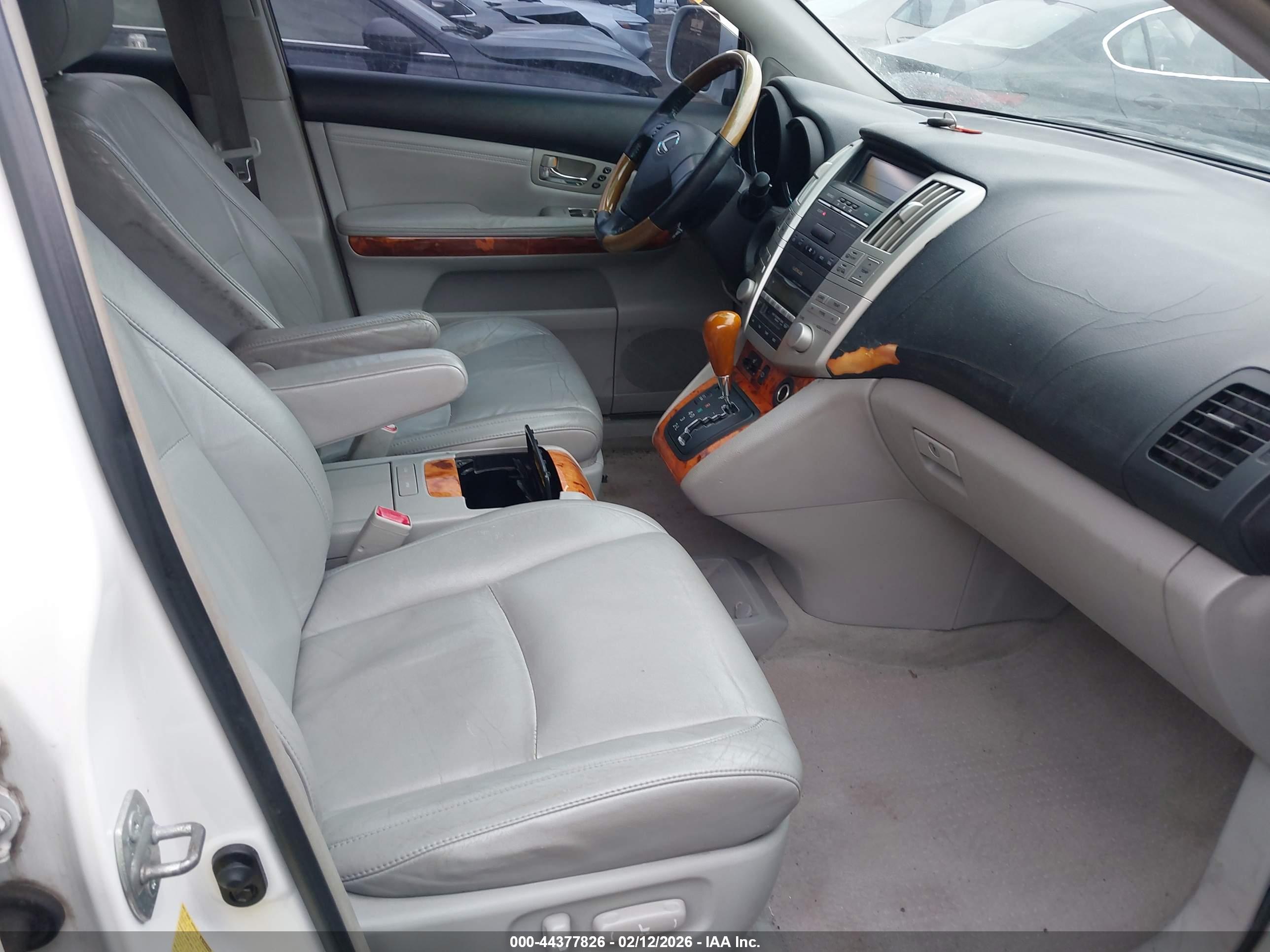 LEXUS RX image 5
