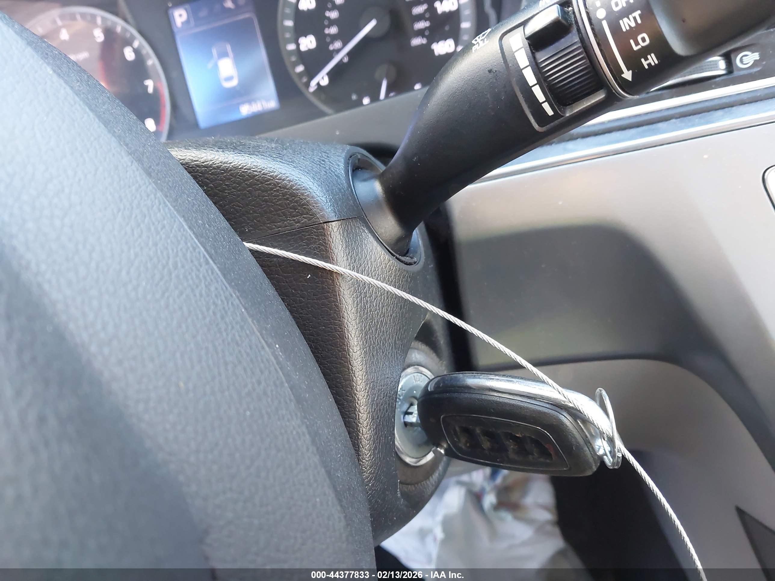 HYUNDAI SONATA image 11