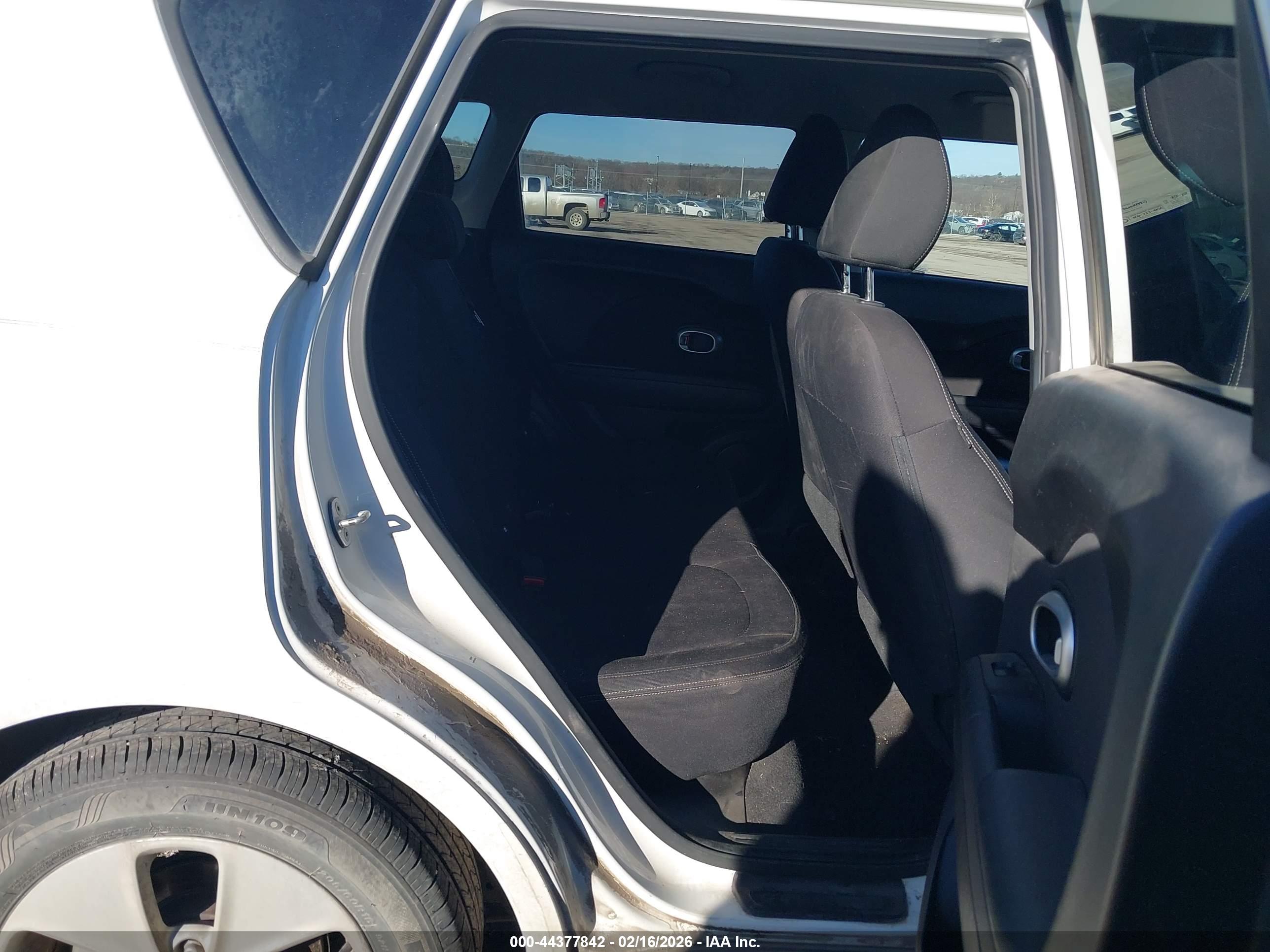 KIA SOUL image 8