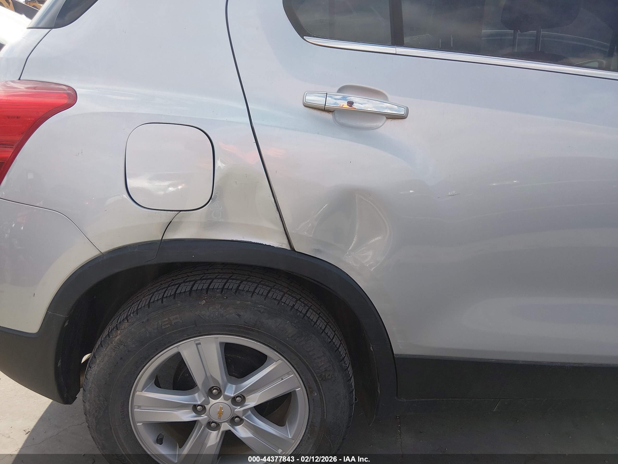 CHEVROLET TRAX image 6