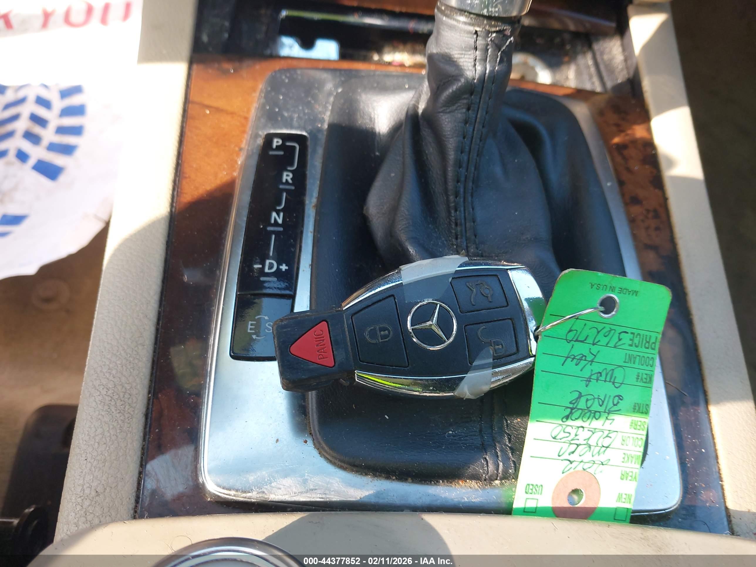 MERCEDES-BENZ GLK image 11