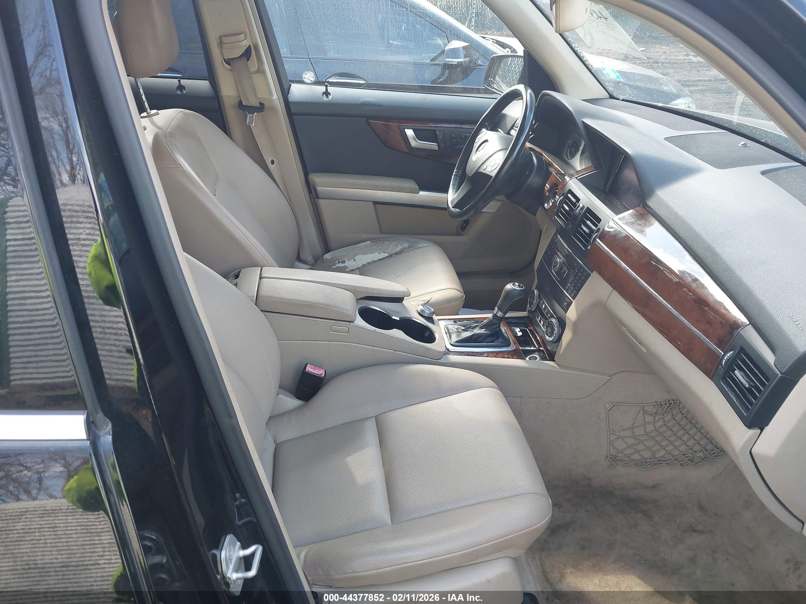MERCEDES-BENZ GLK image 5