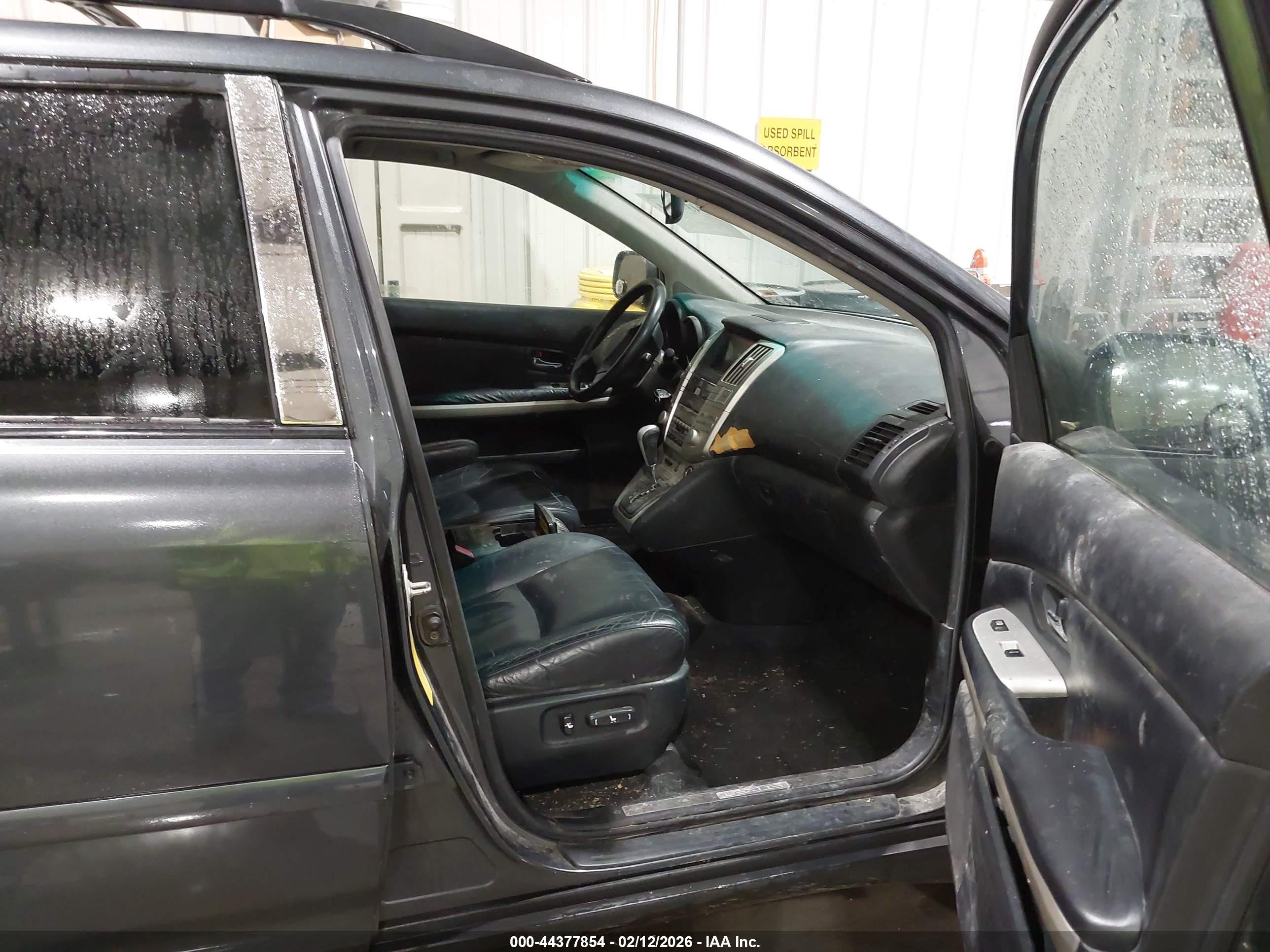 LEXUS RX image 5