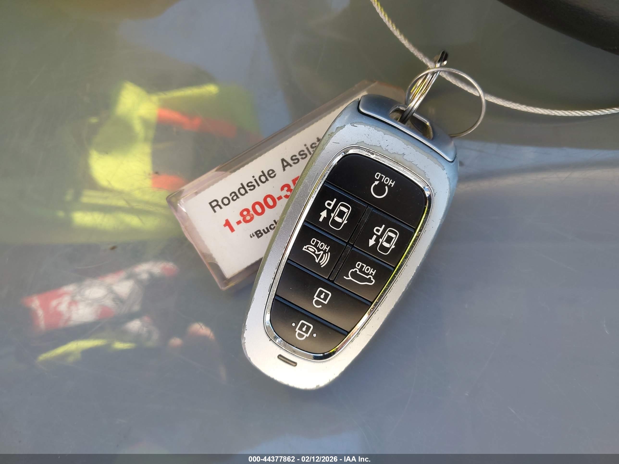 HYUNDAI TUCSON image 11