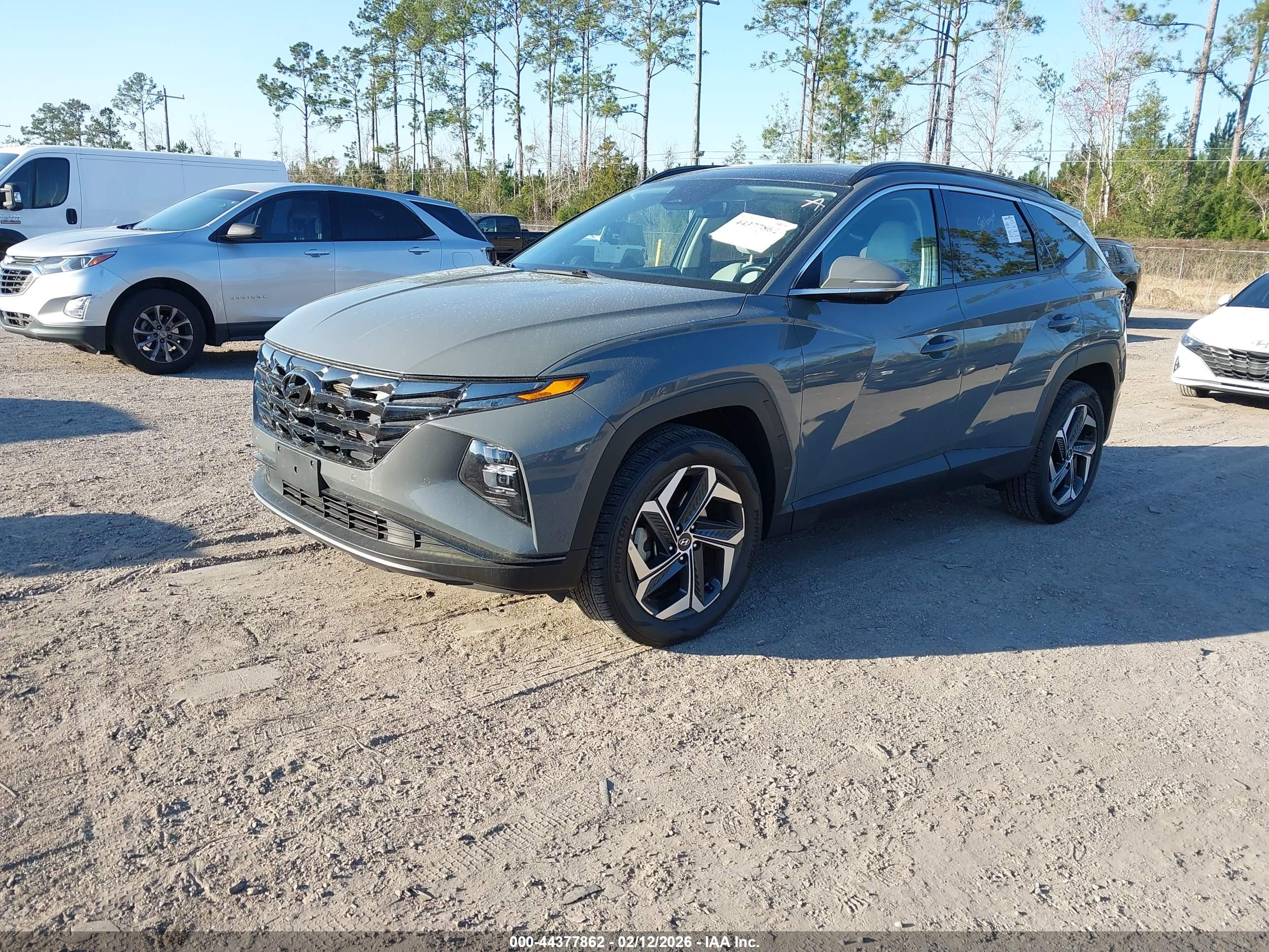 HYUNDAI TUCSON image 2