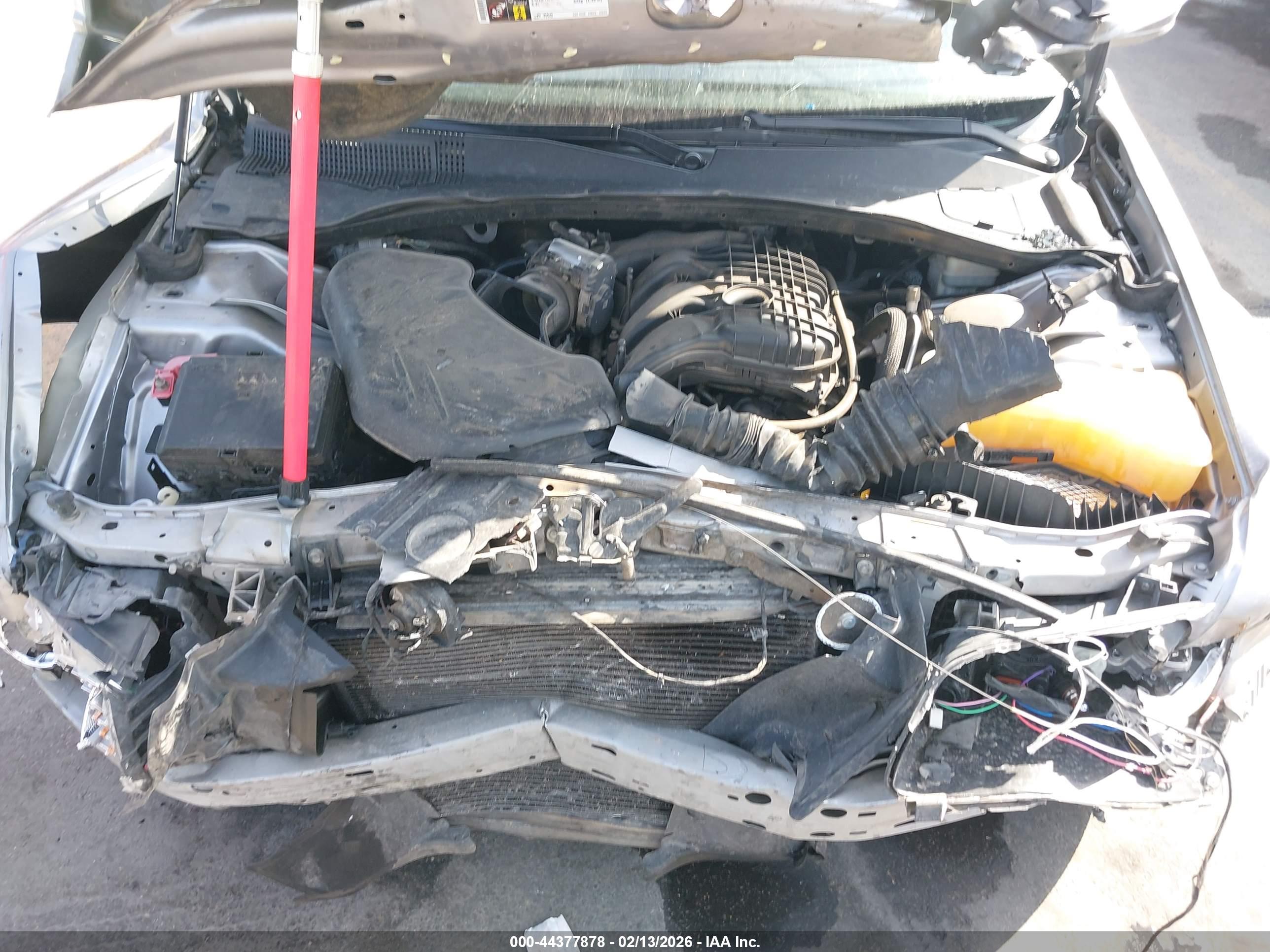 CHRYSLER 300 image 10