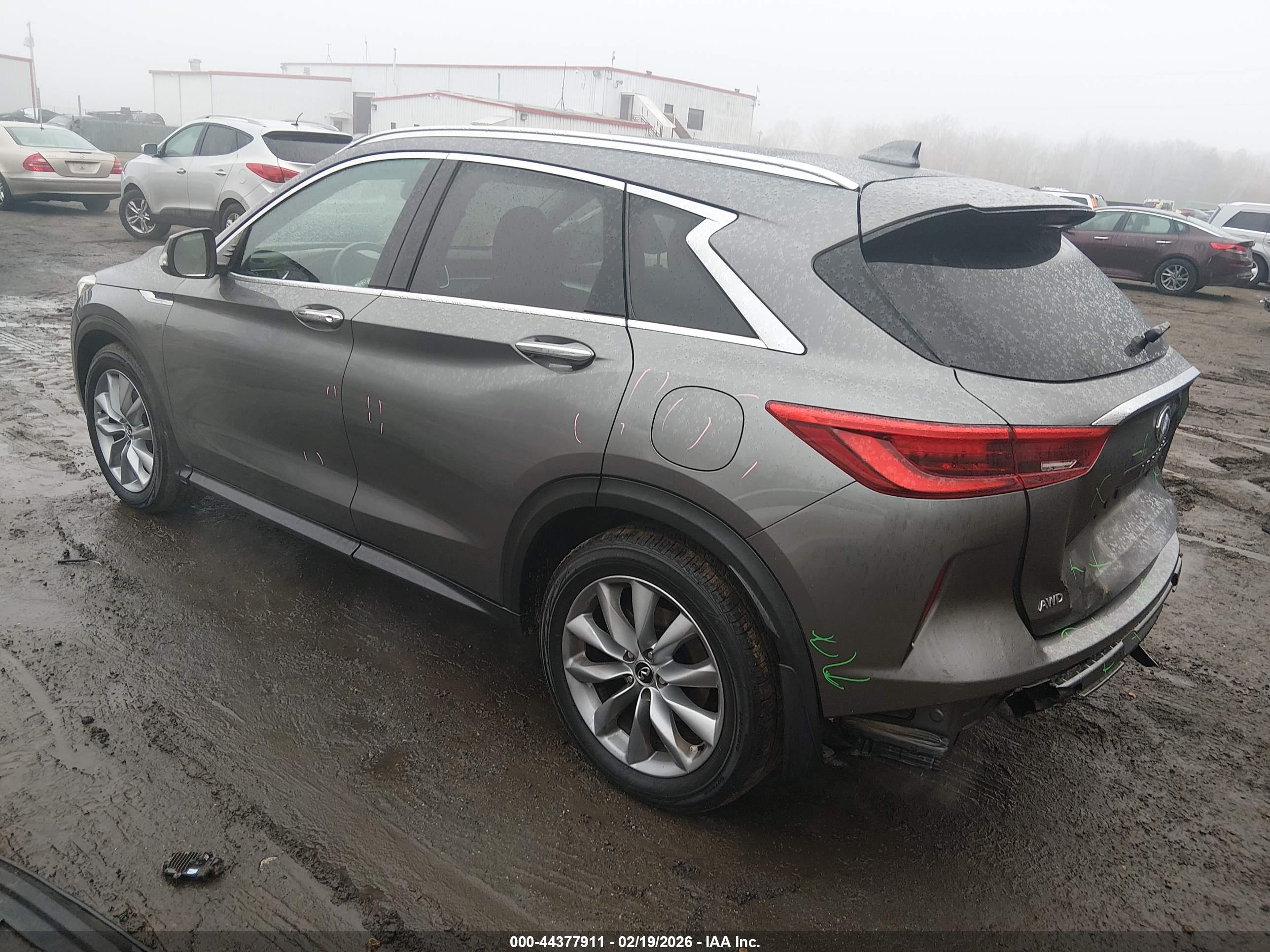 INFINITI QX50 image 3