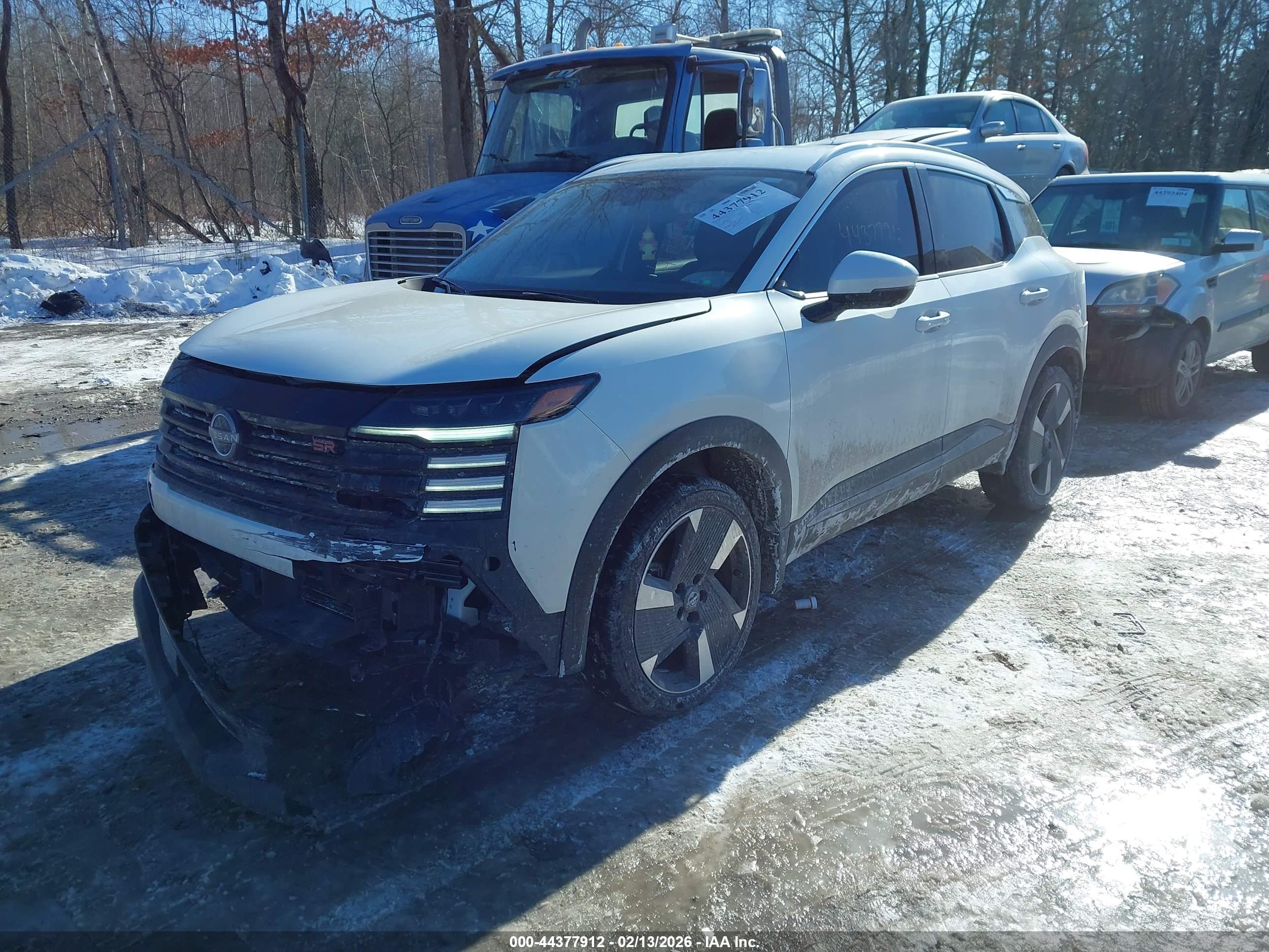 NISSAN KICKS image 2