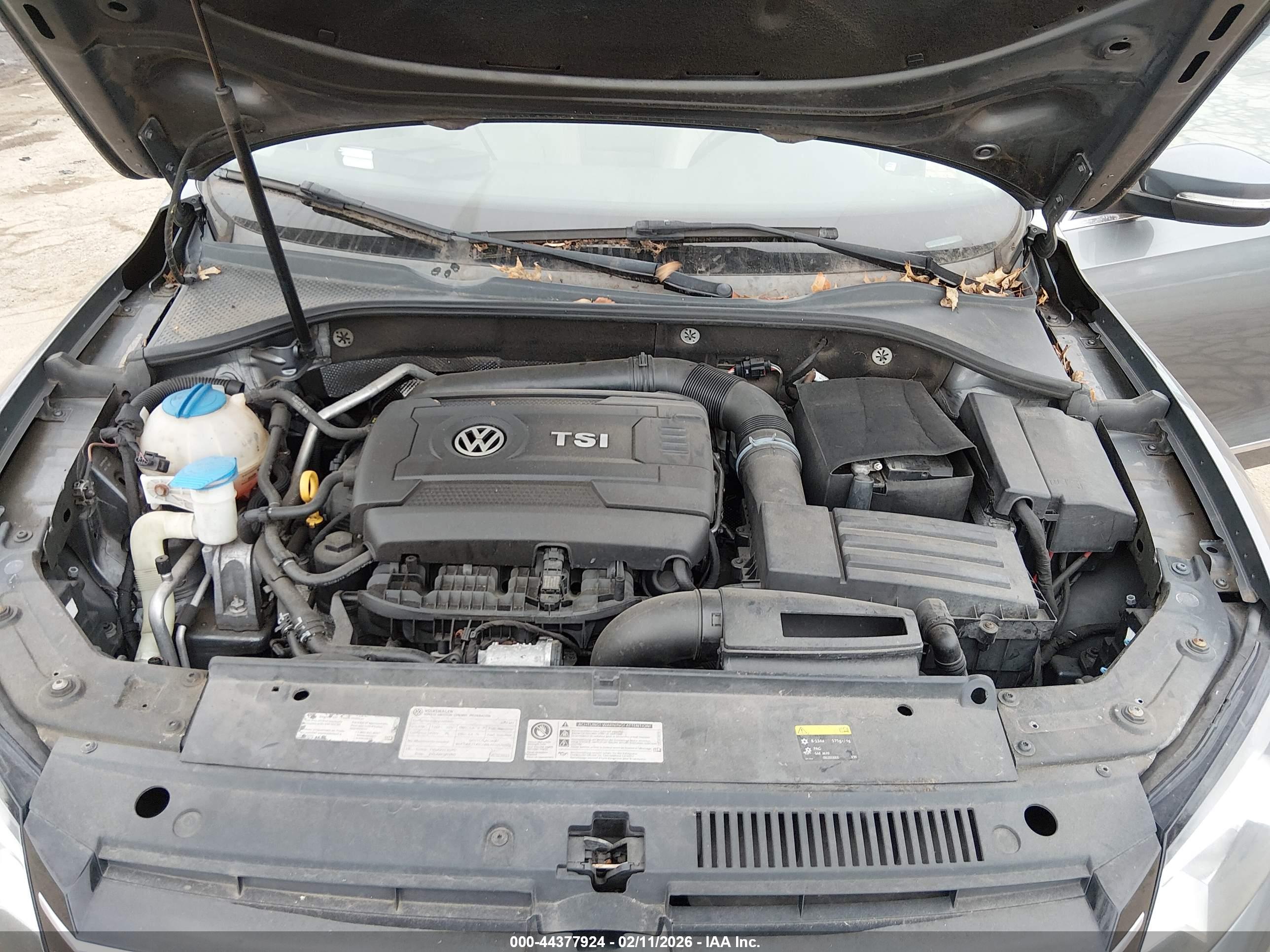 VOLKSWAGEN PASSAT image 10