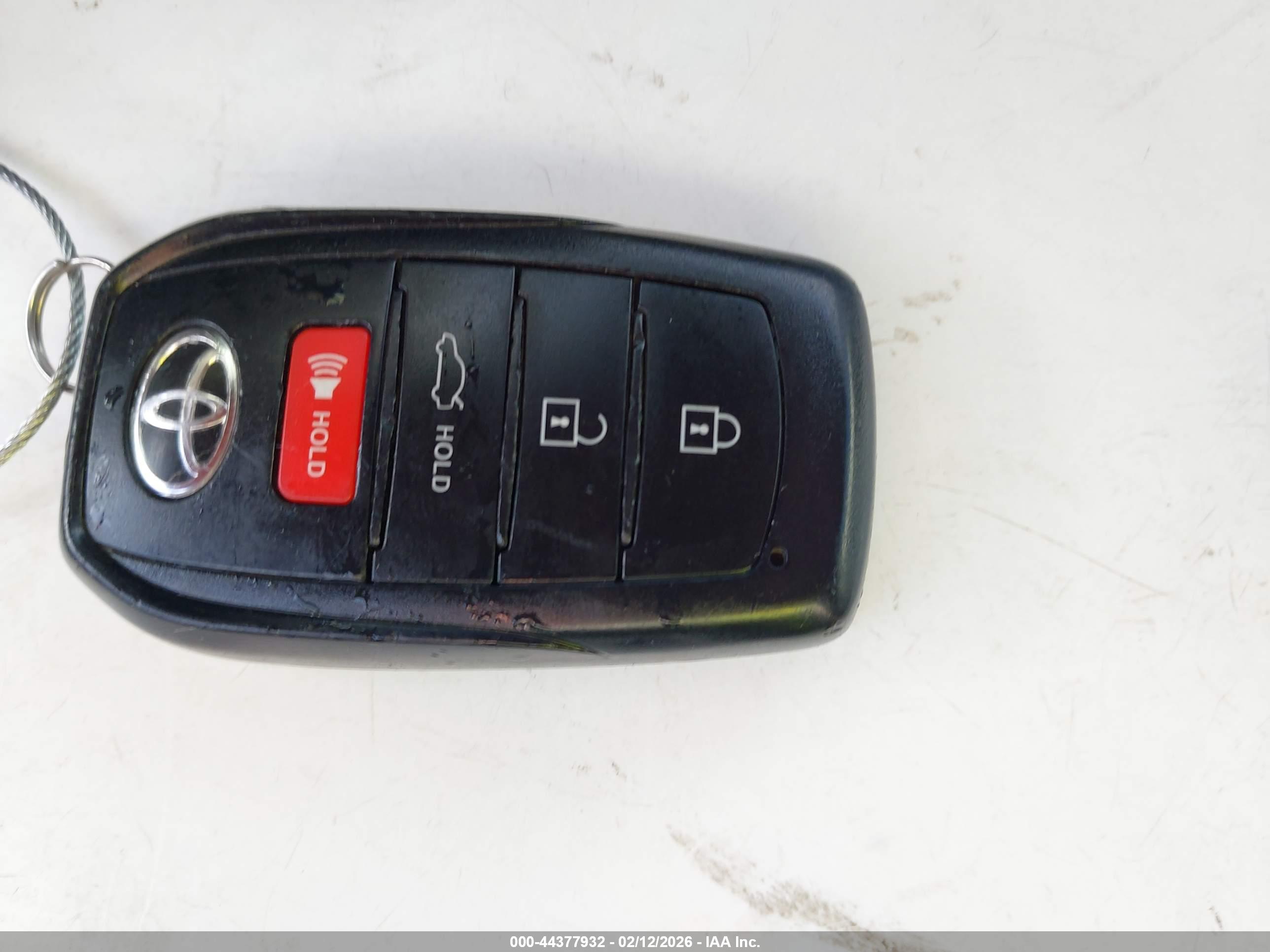 TOYOTA COROLLA image 11