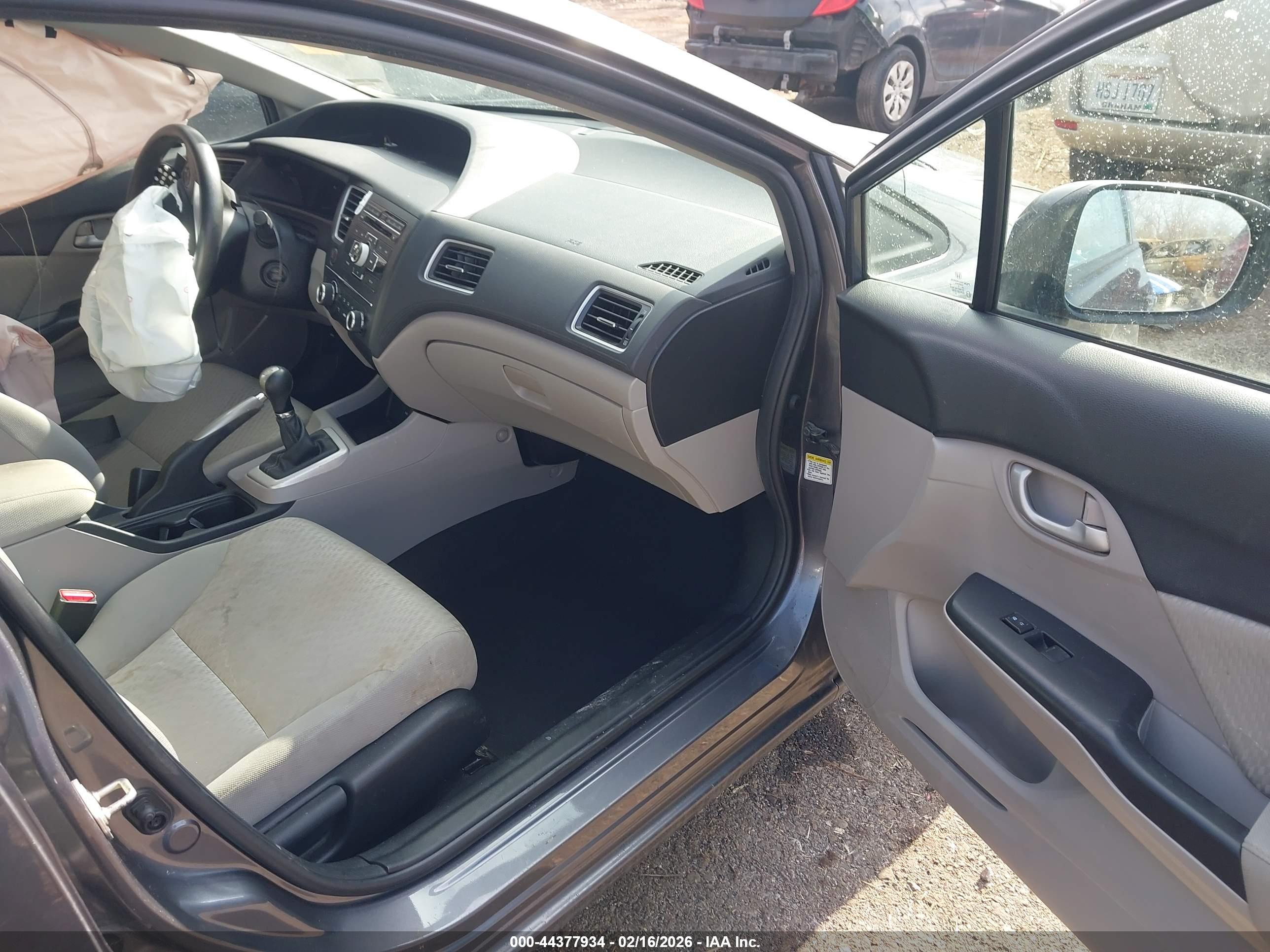 HONDA CIVIC image 5