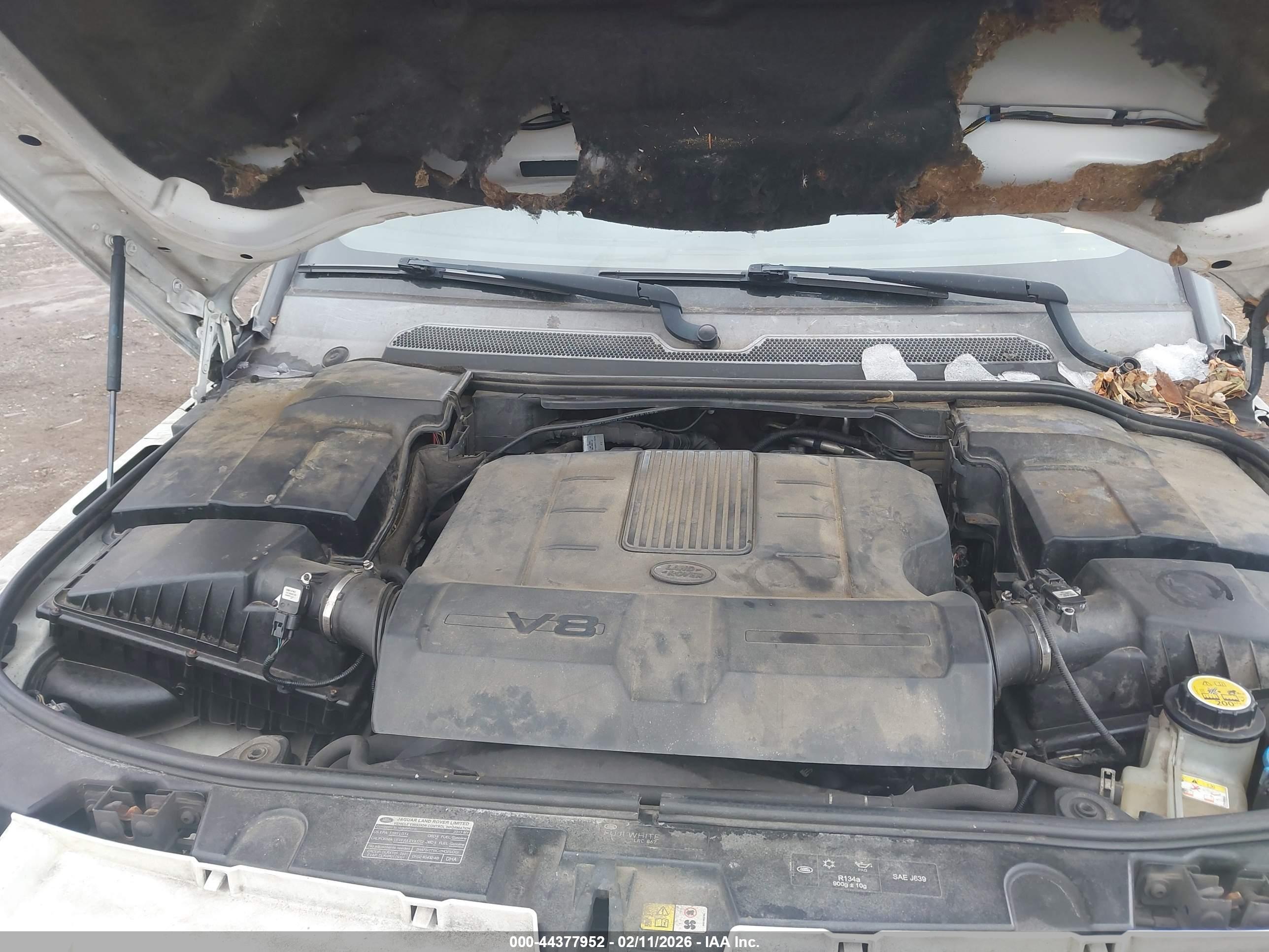 LAND ROVER image 10