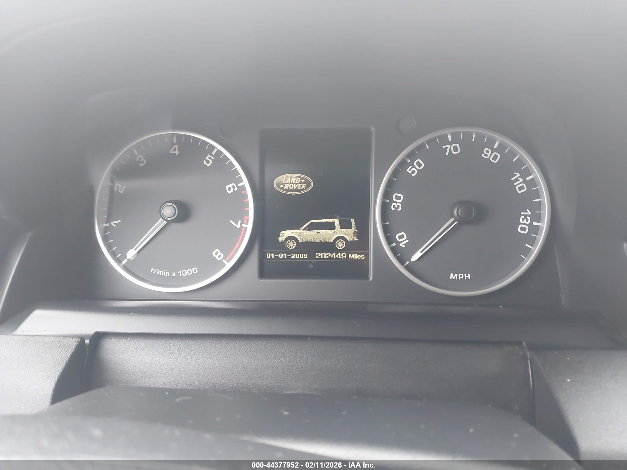 LAND ROVER image 7