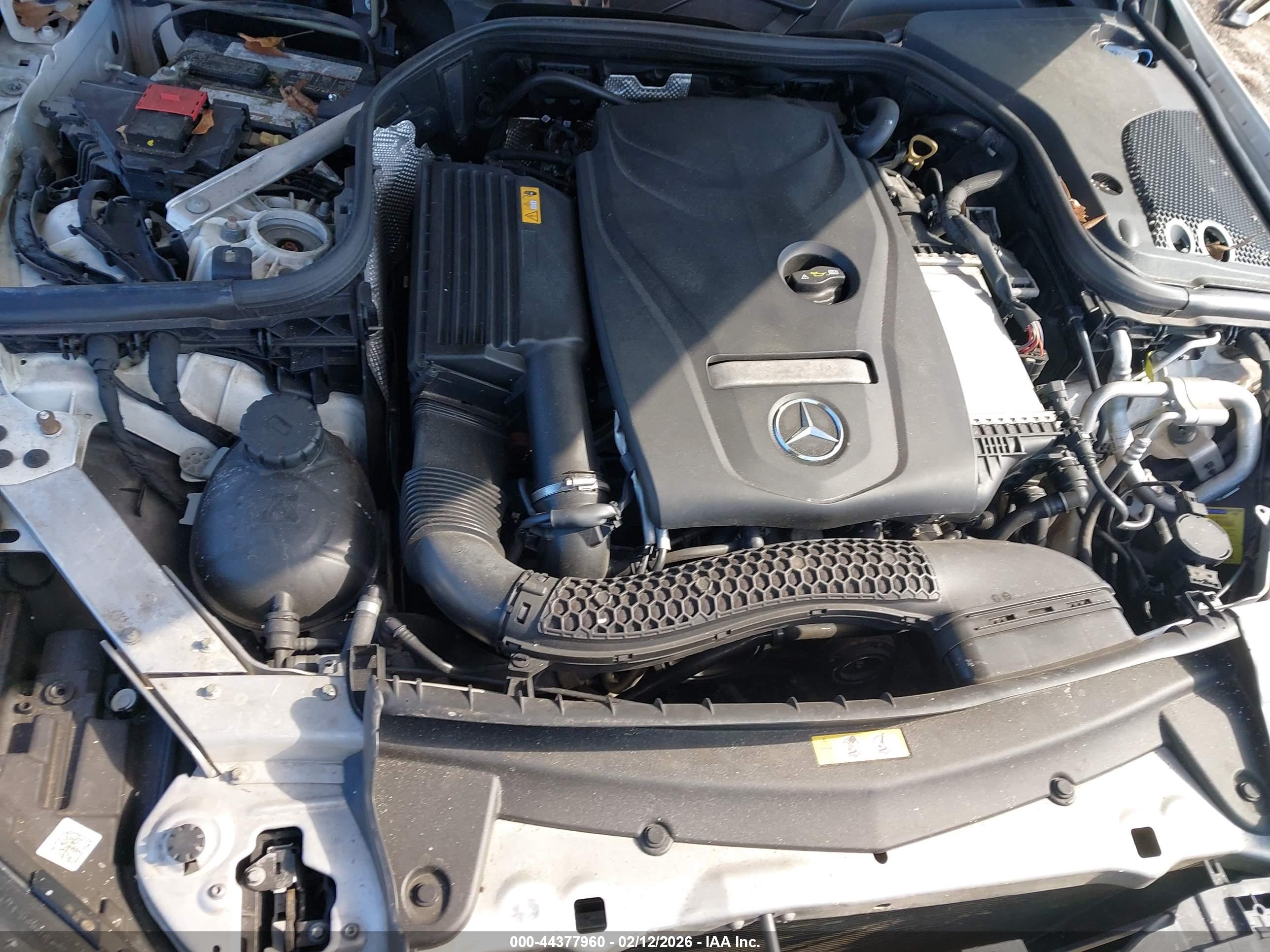 MERCEDES-BENZ E image 10