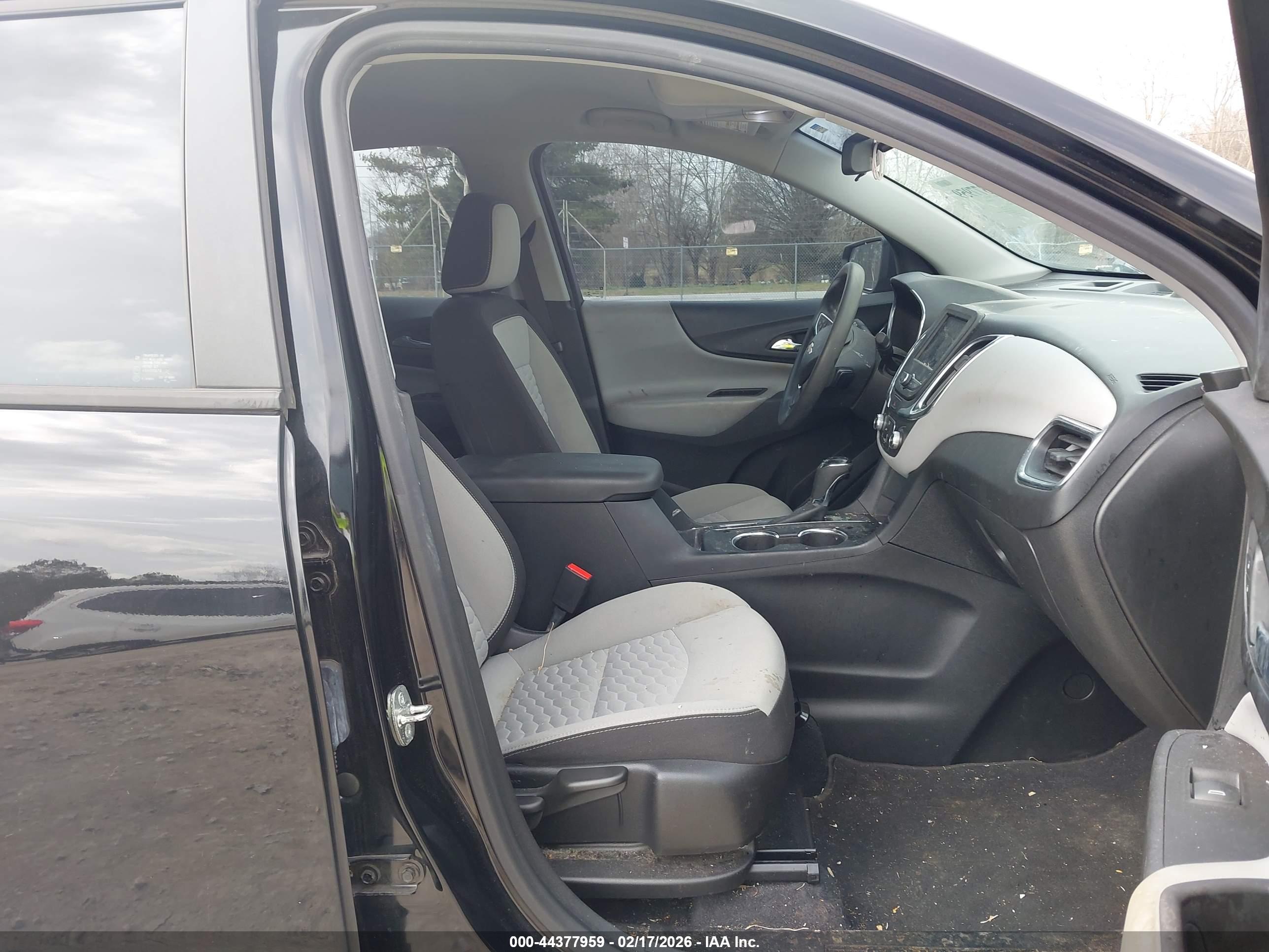 CHEVROLET EQUINOX image 5