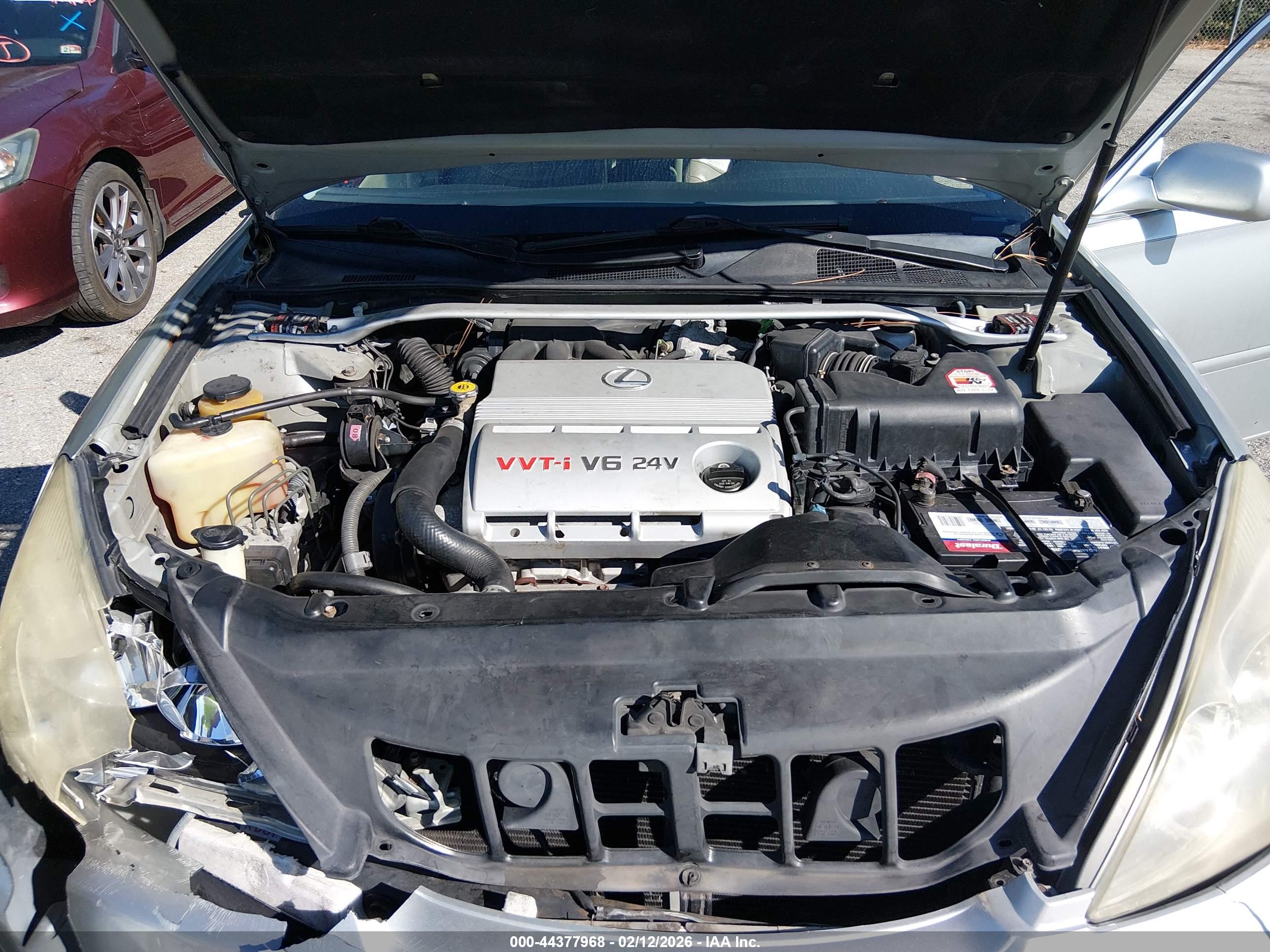 LEXUS ES image 10