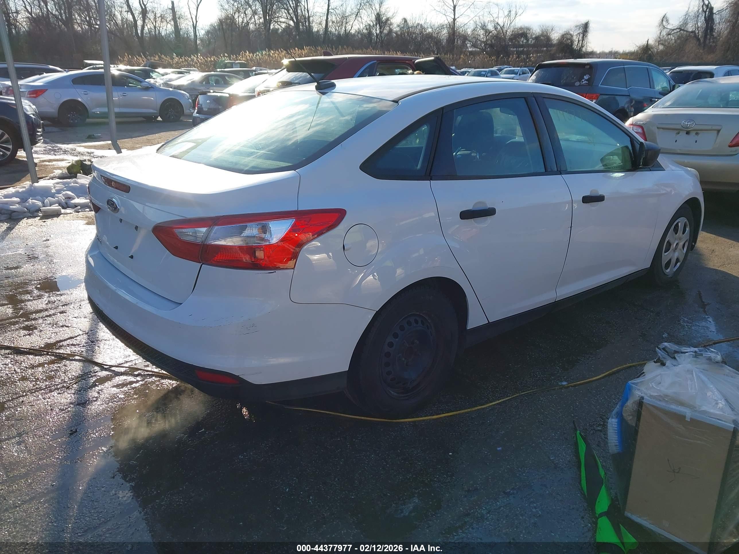 FORD FOCUS image 4