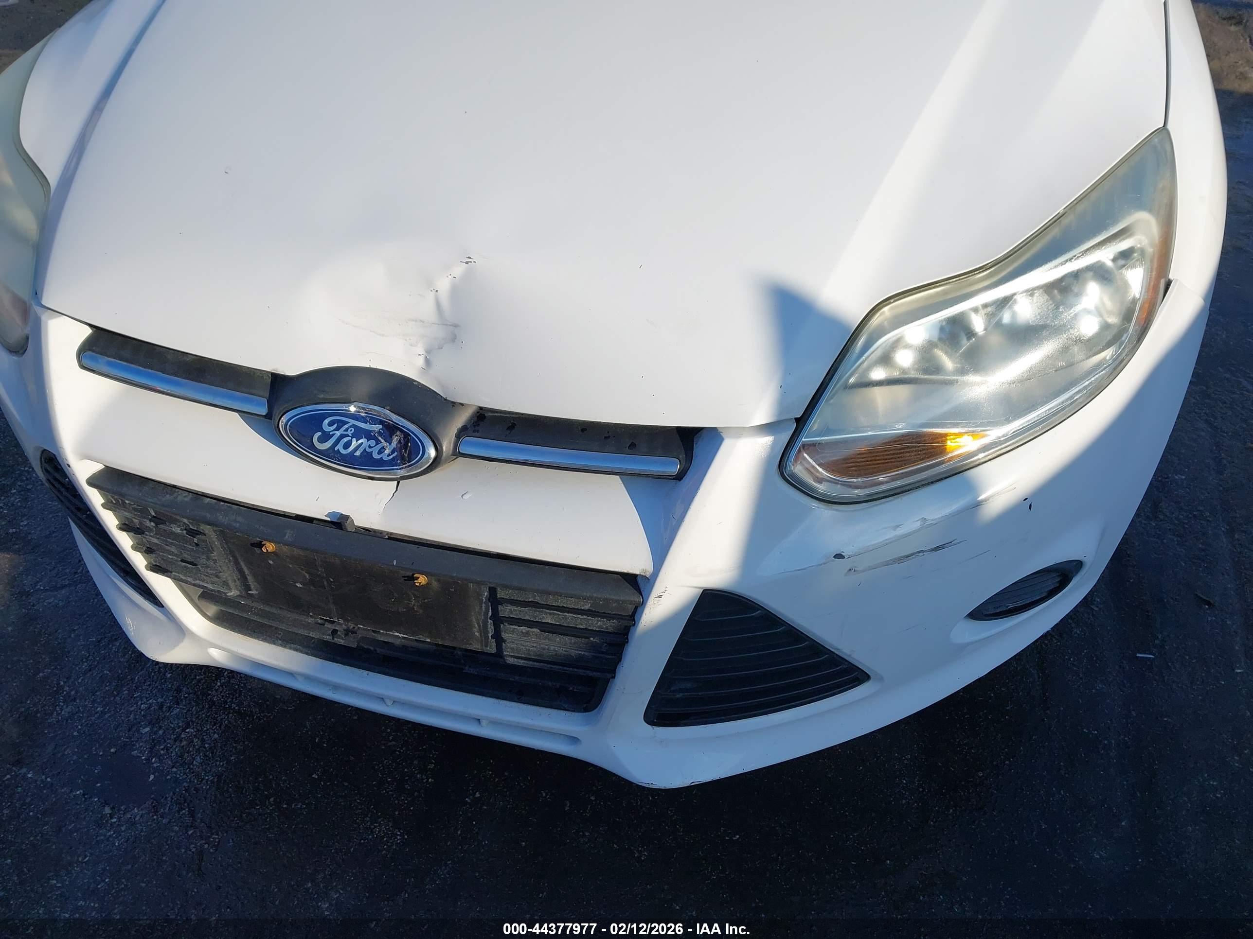 FORD FOCUS image 6