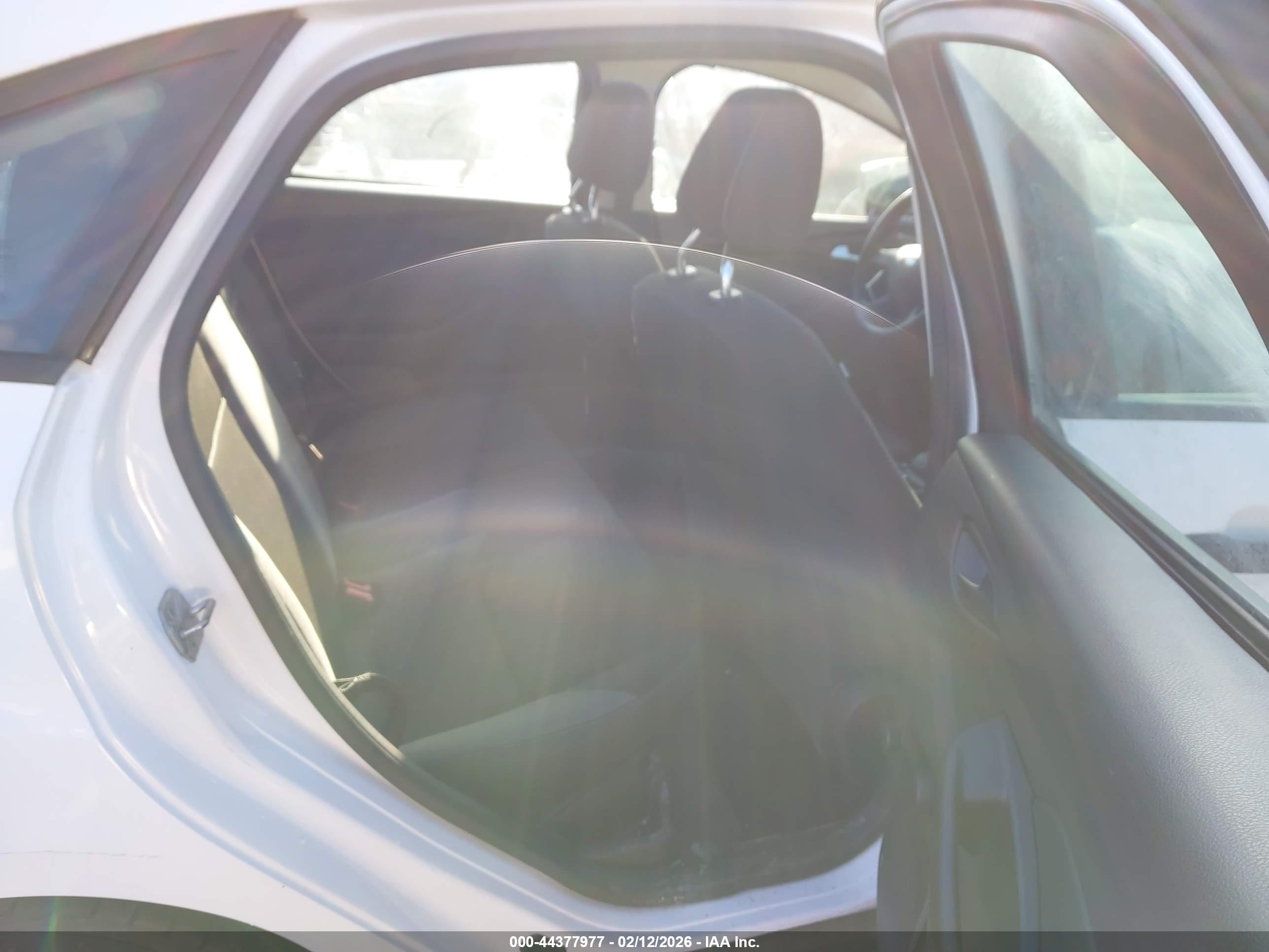 FORD FOCUS image 8