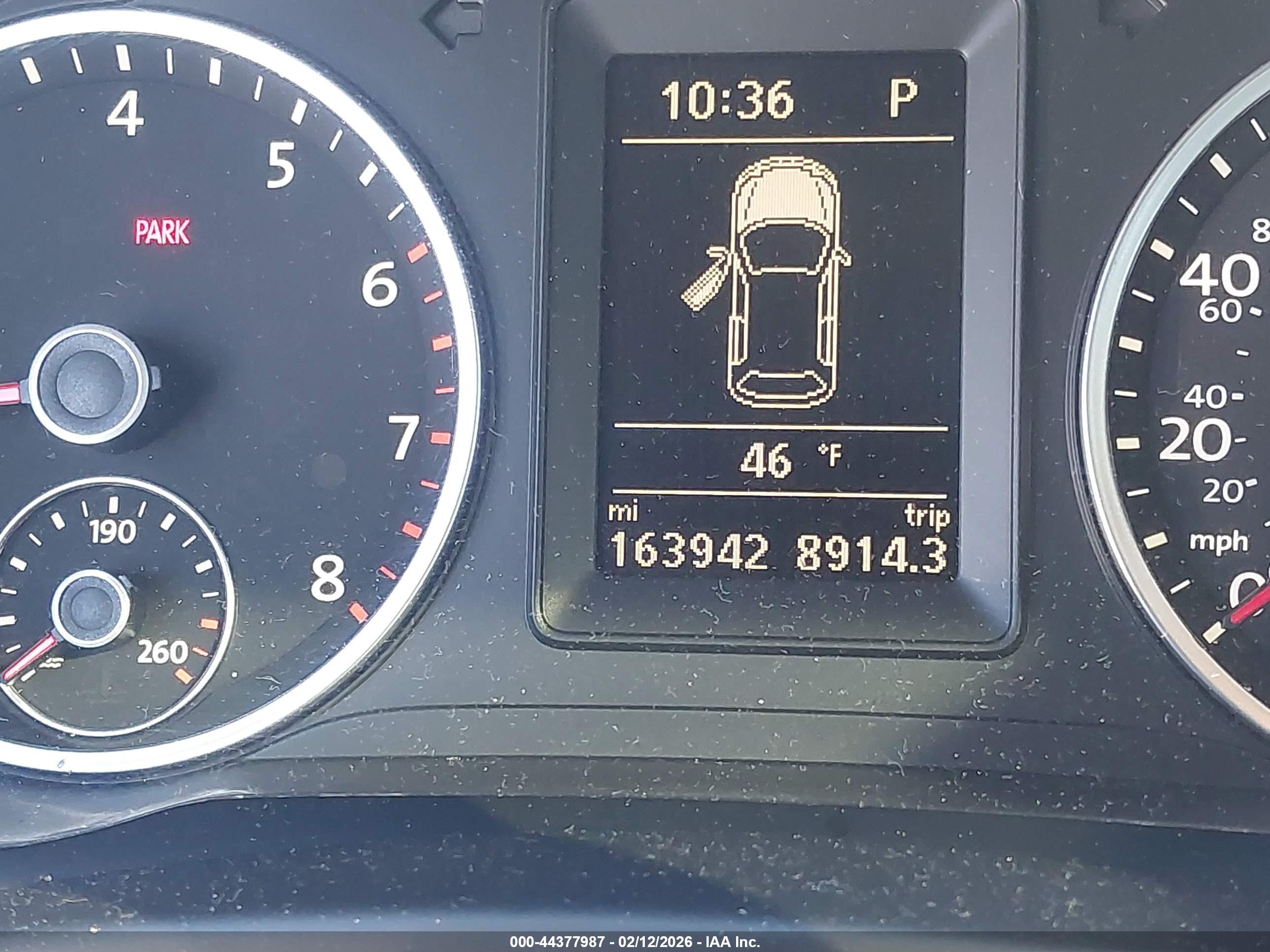 VOLKSWAGEN TIGUAN image 7