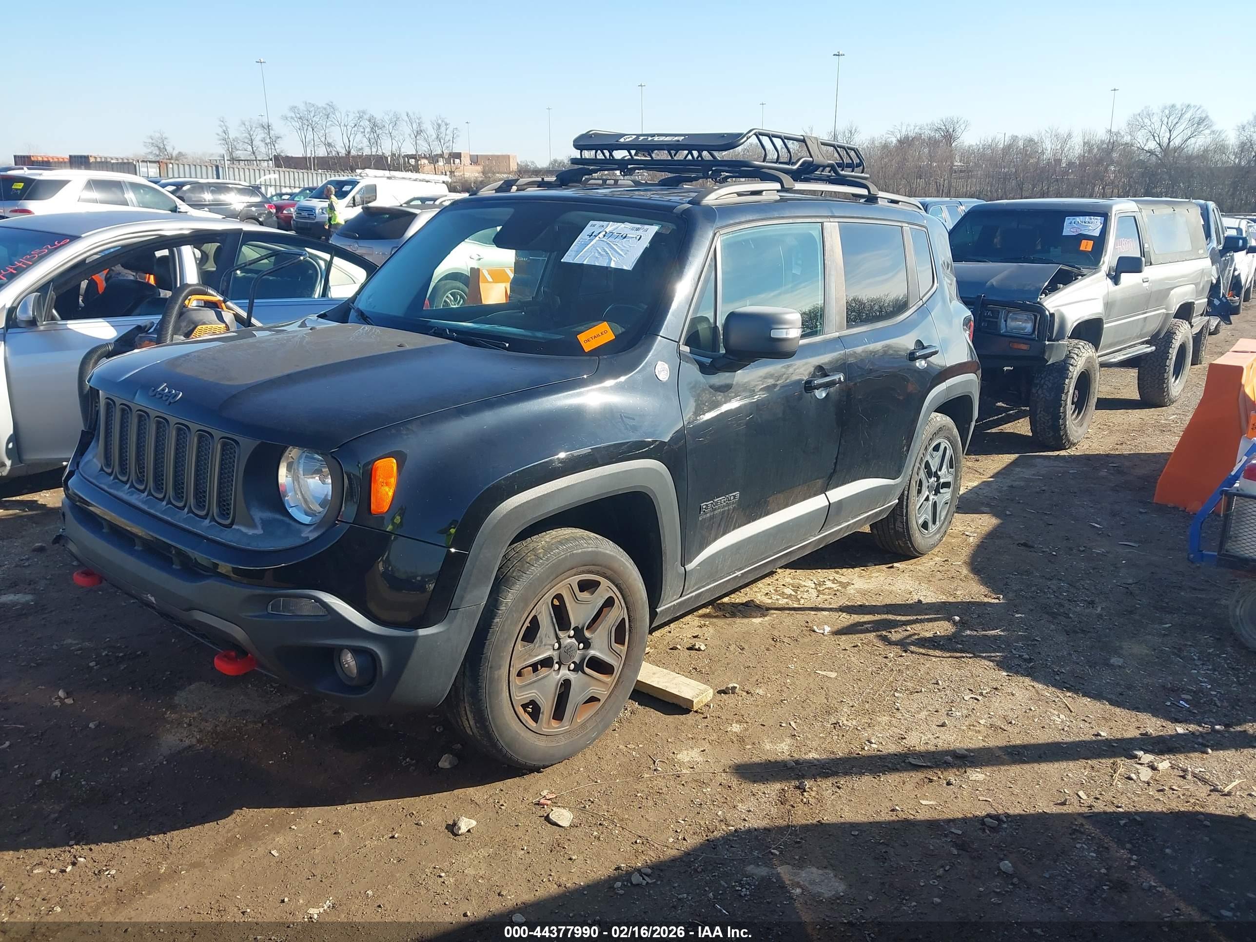 JEEP RENEGADE image 2