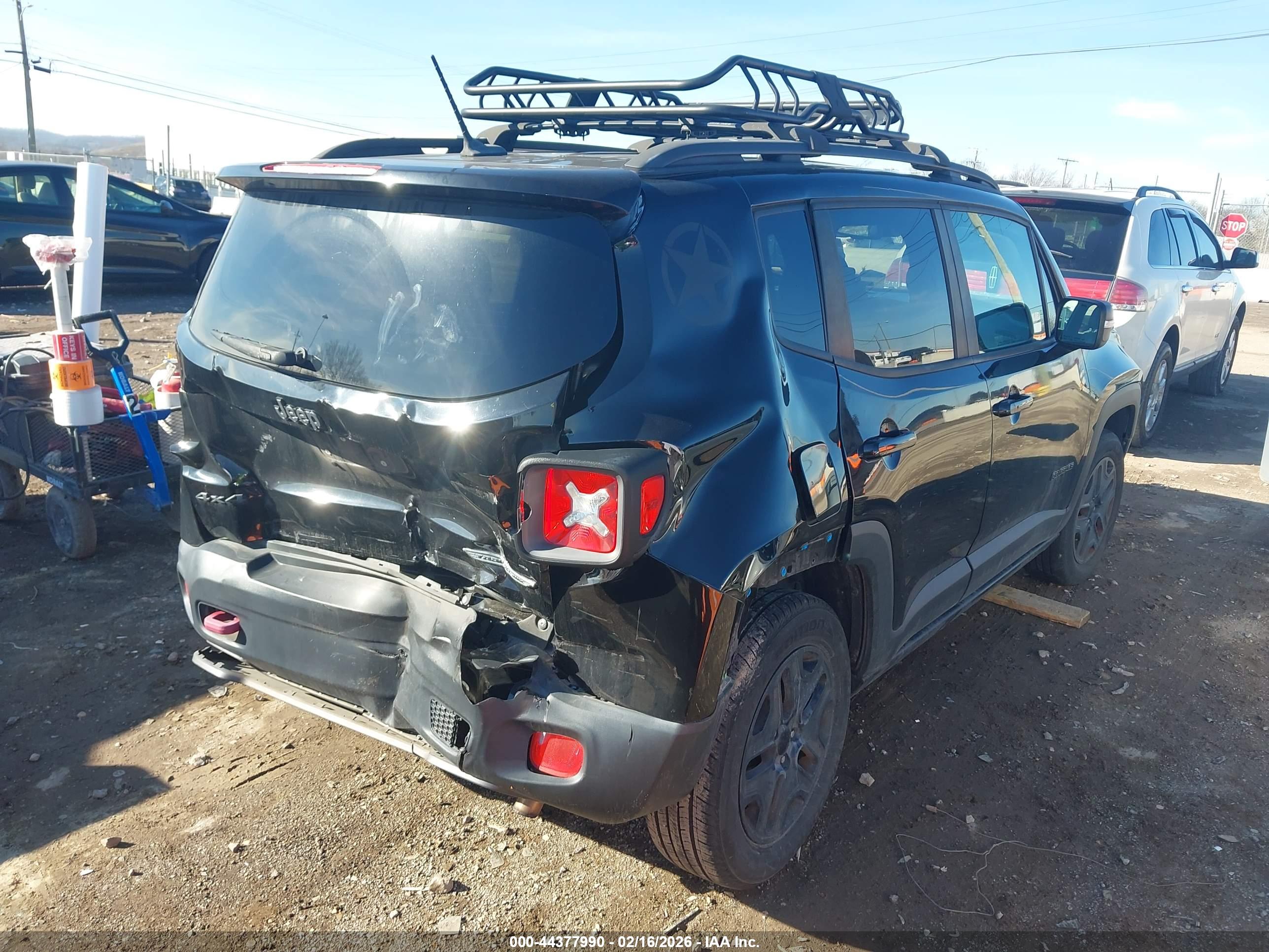 JEEP RENEGADE image 4