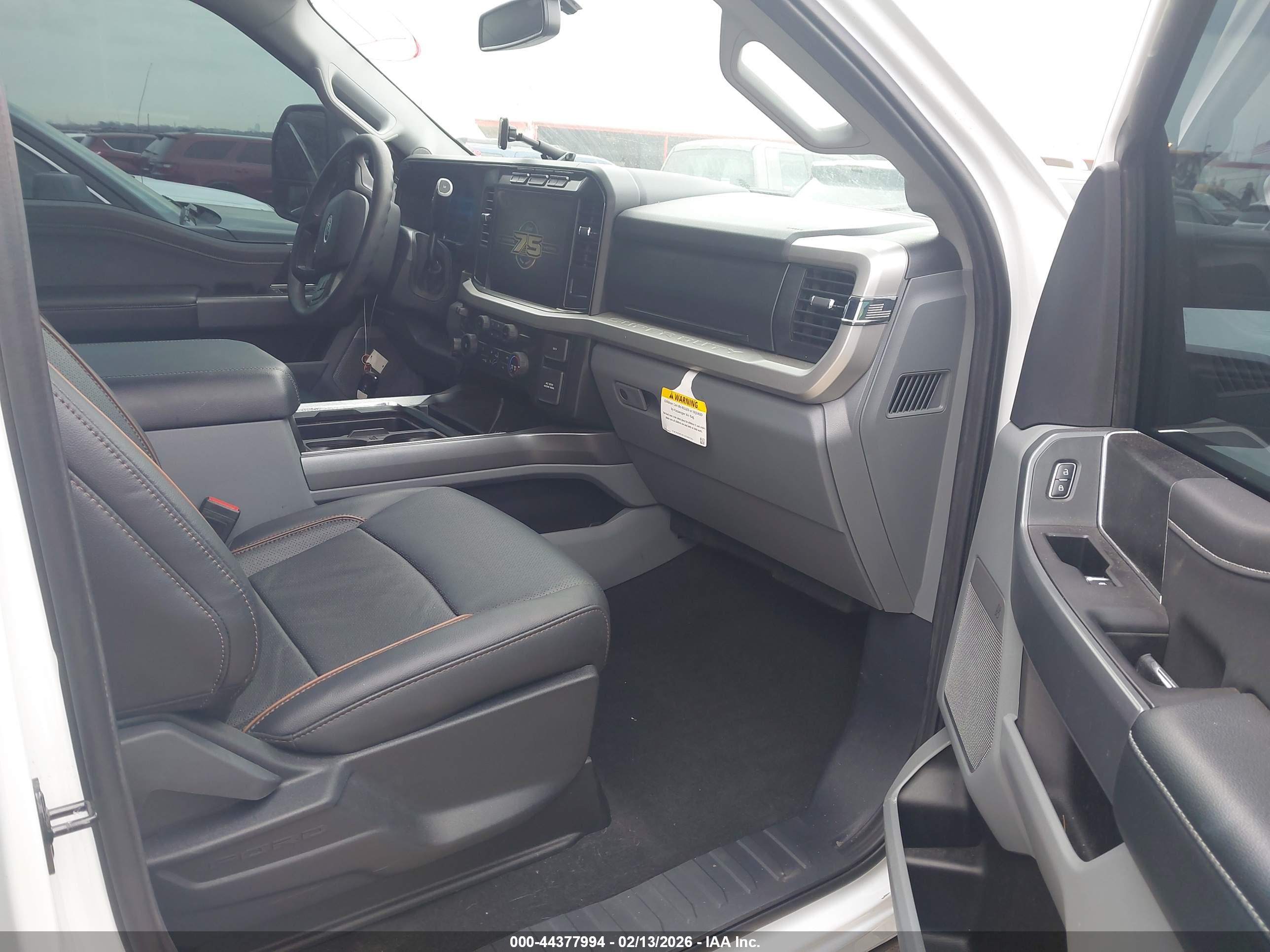 FORD F-250 image 7