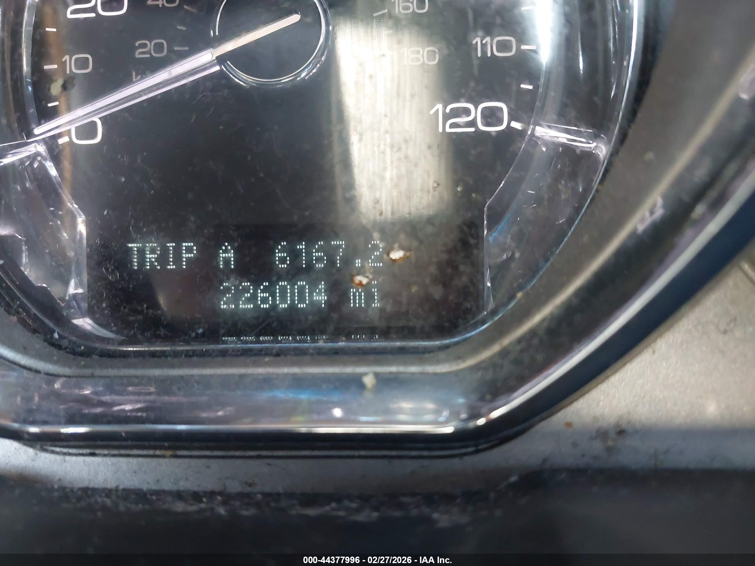 LINCOLN MKT image 7