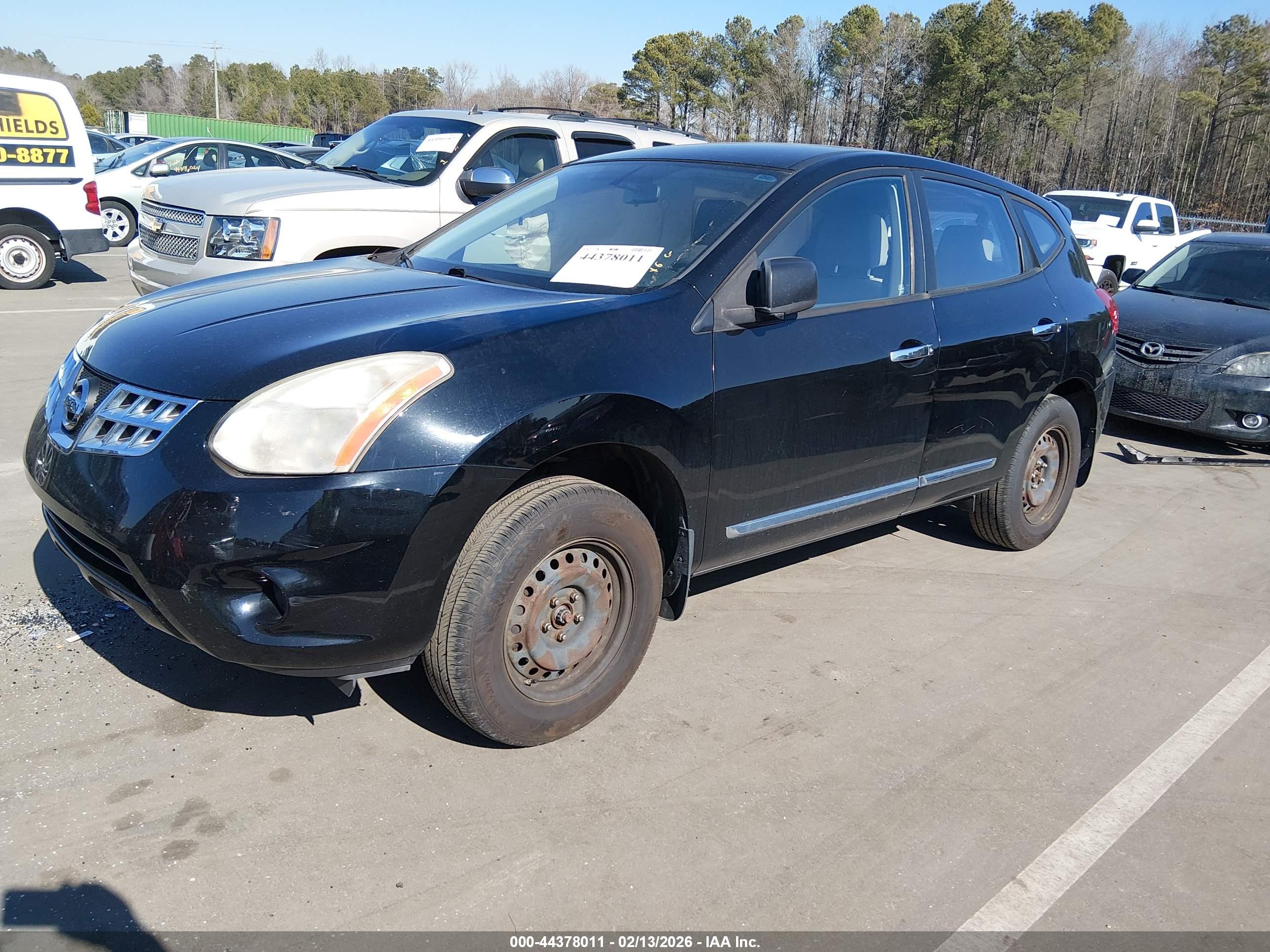 NISSAN ROGUE image 2