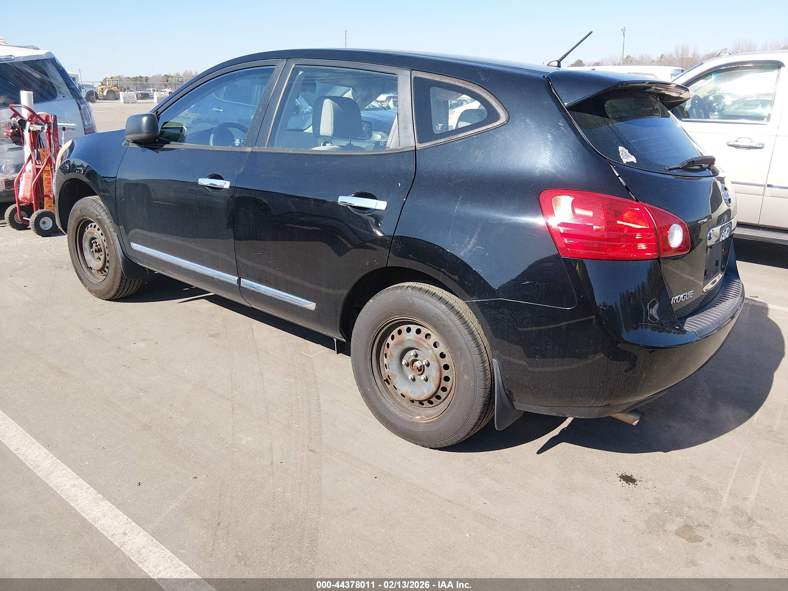 NISSAN ROGUE image 3