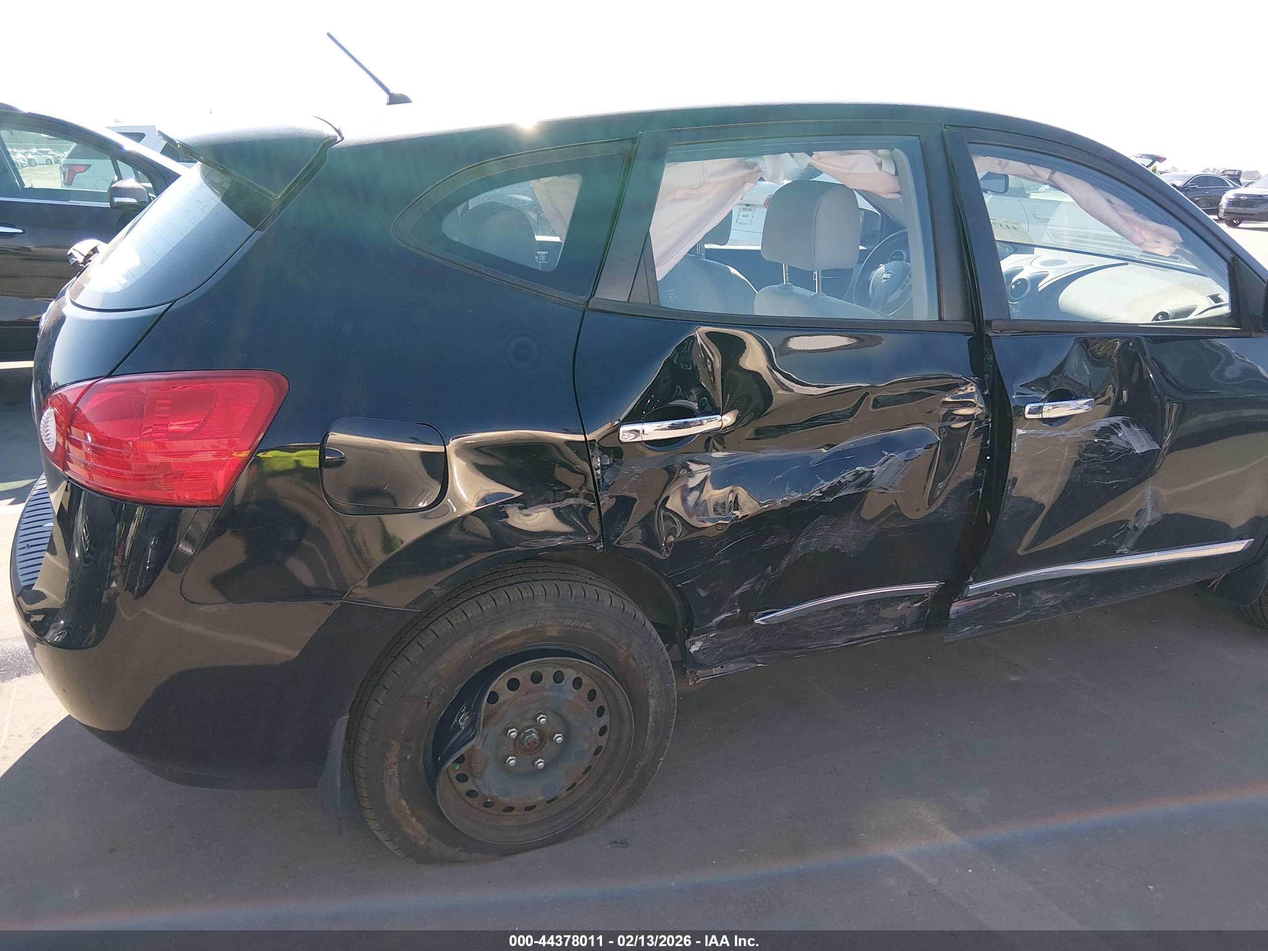 NISSAN ROGUE image 6