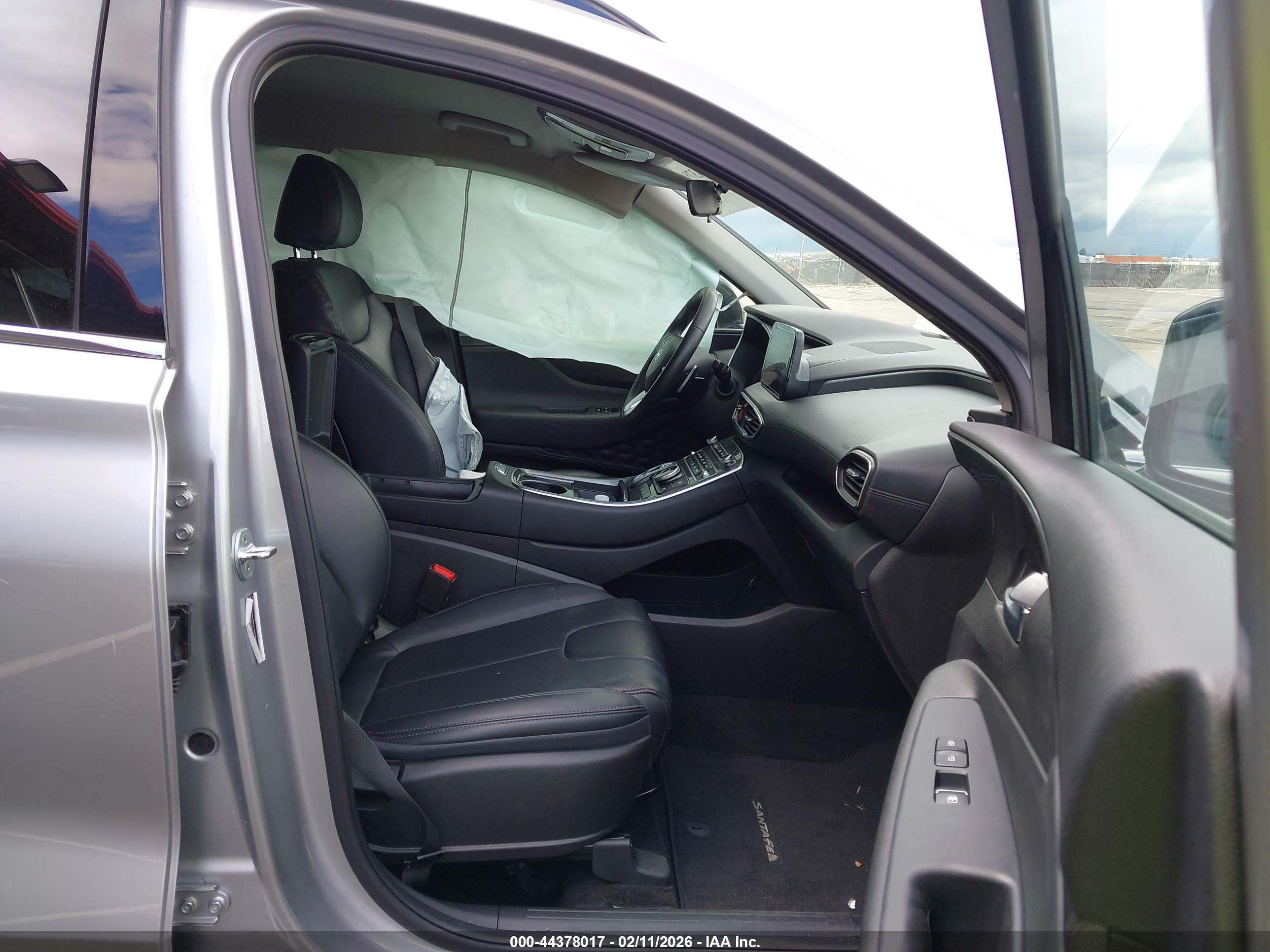 HYUNDAI SANTA image 5
