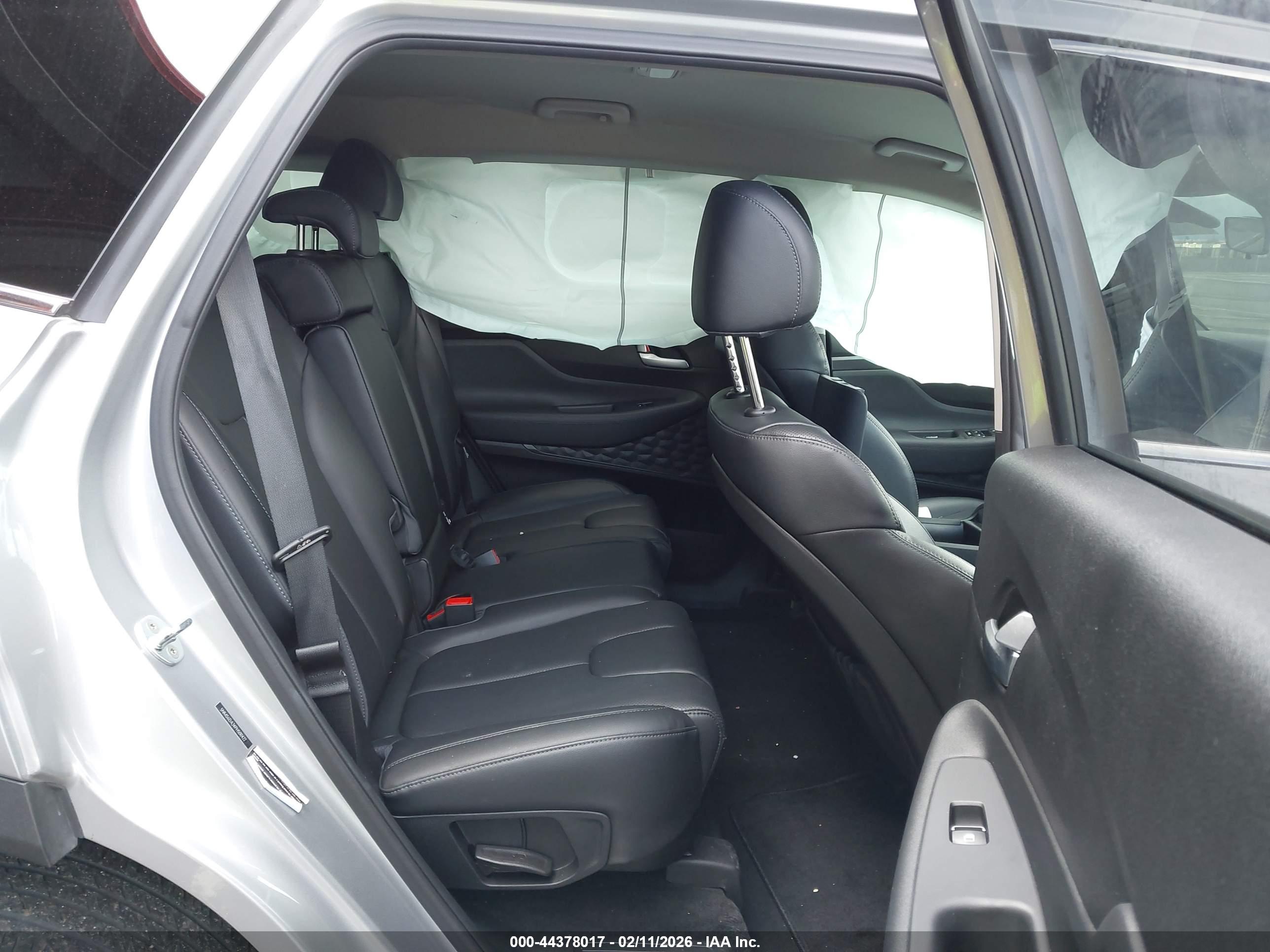 HYUNDAI SANTA image 8