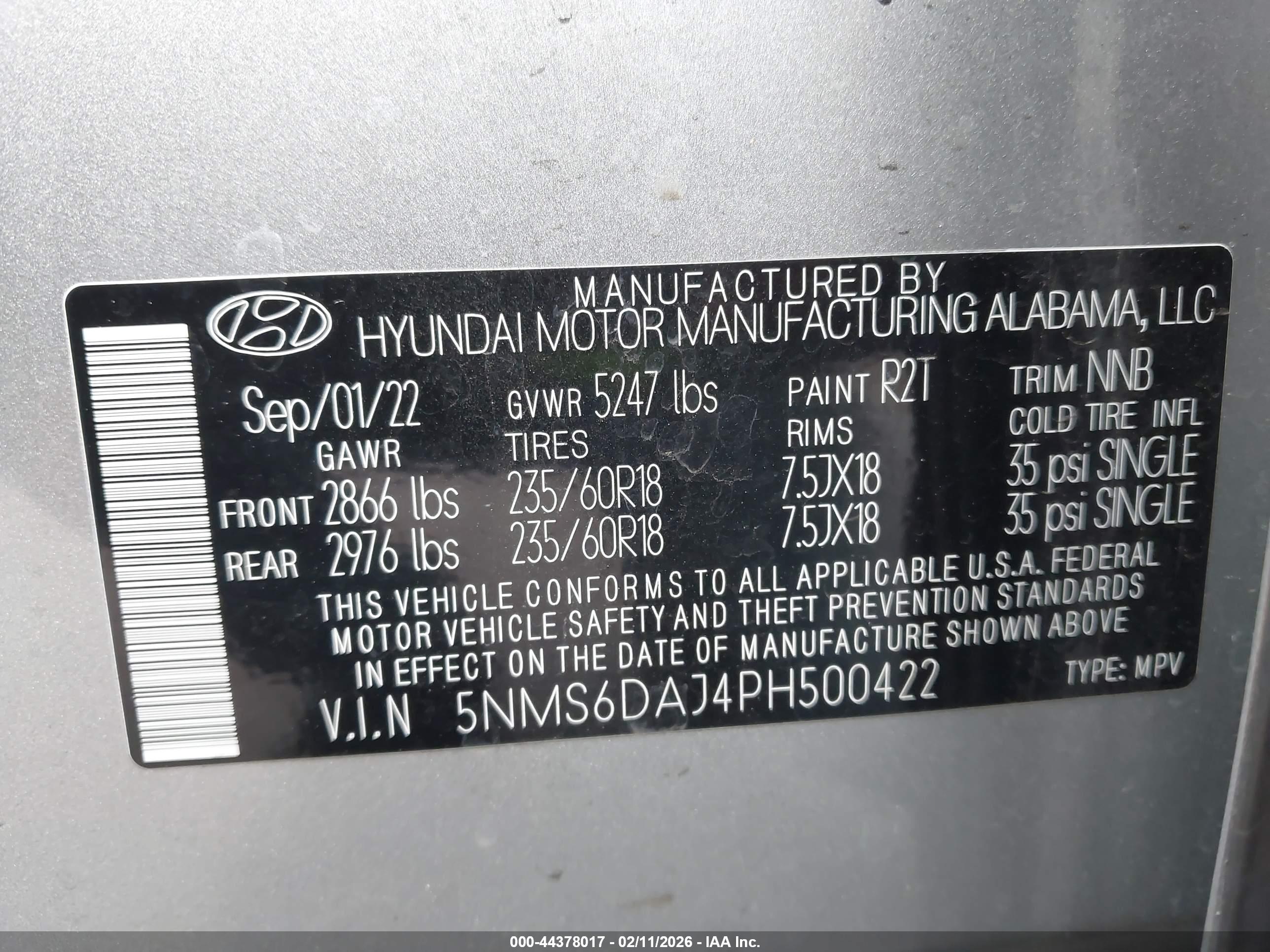HYUNDAI SANTA image 9