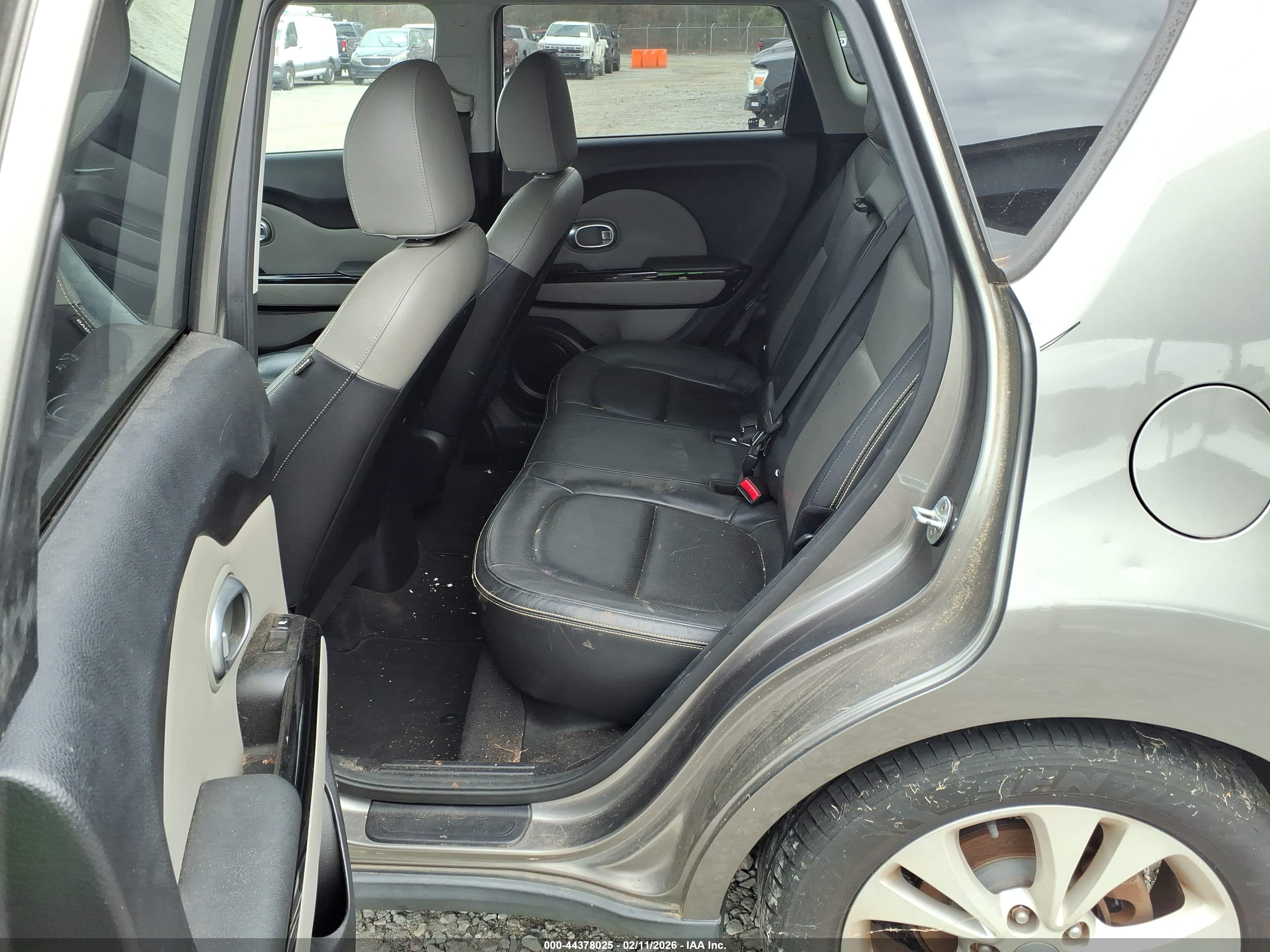 KIA SOUL image 8