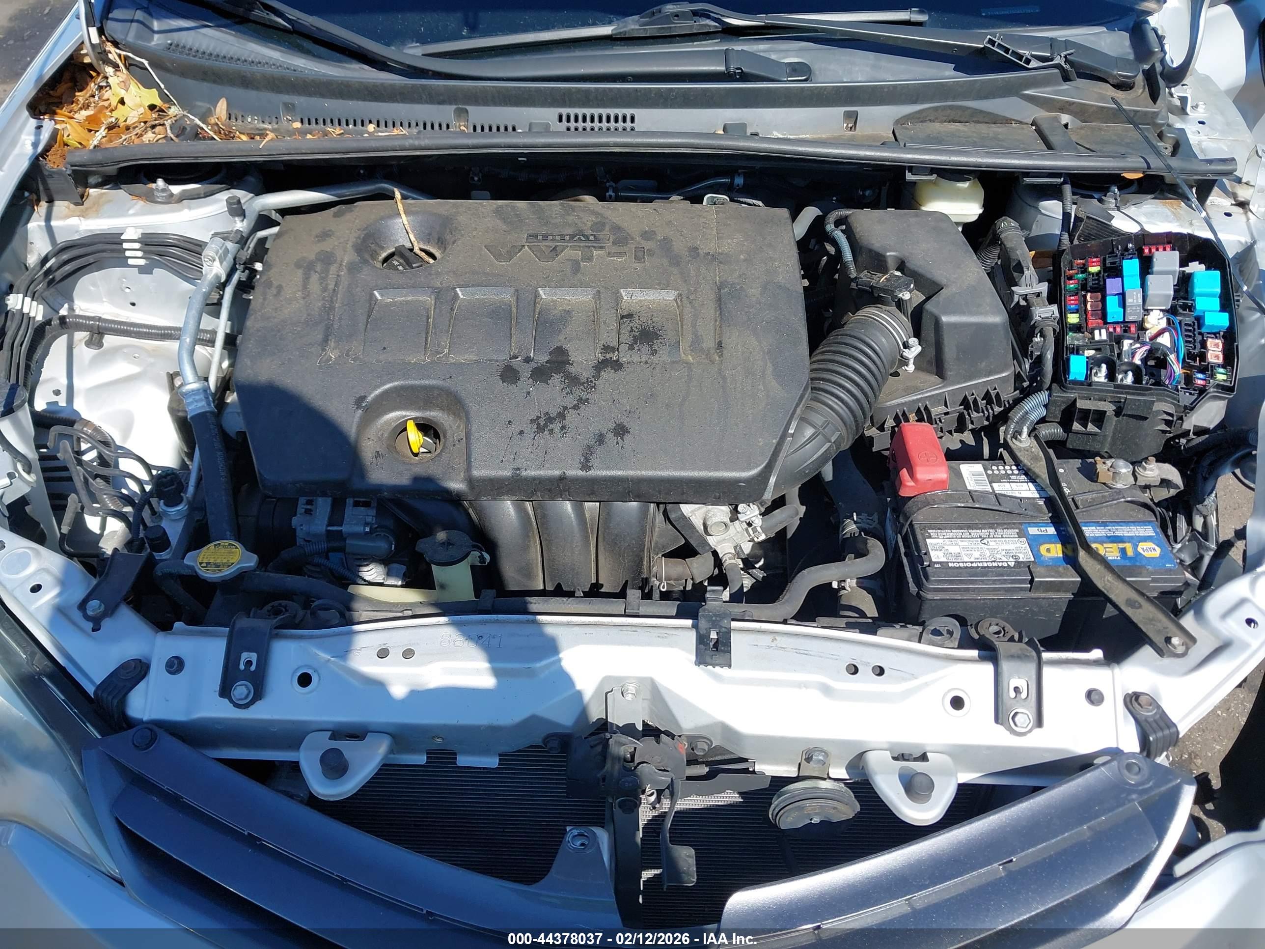 TOYOTA COROLLA image 10