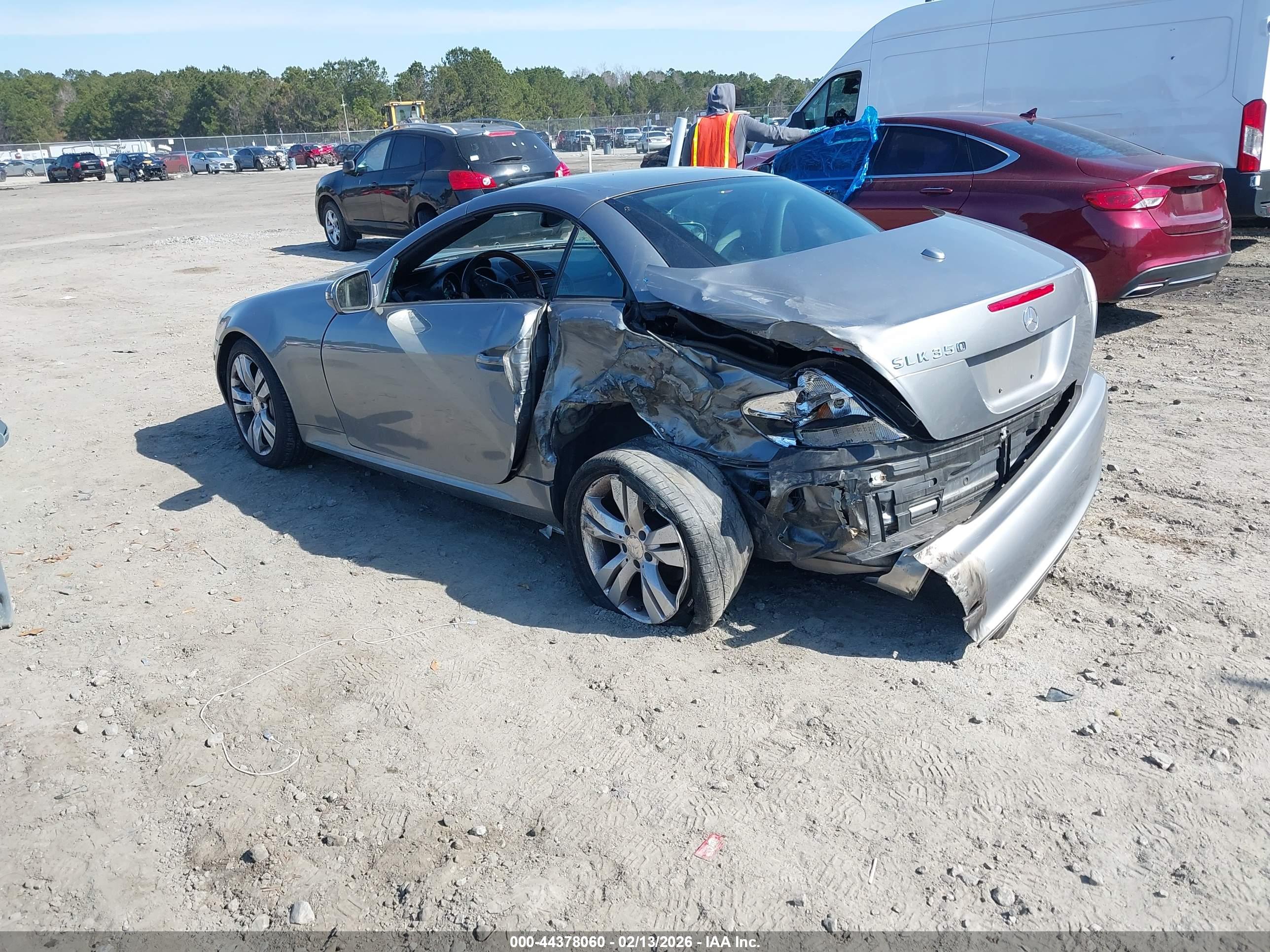 MERCEDES-BENZ SLK image 3