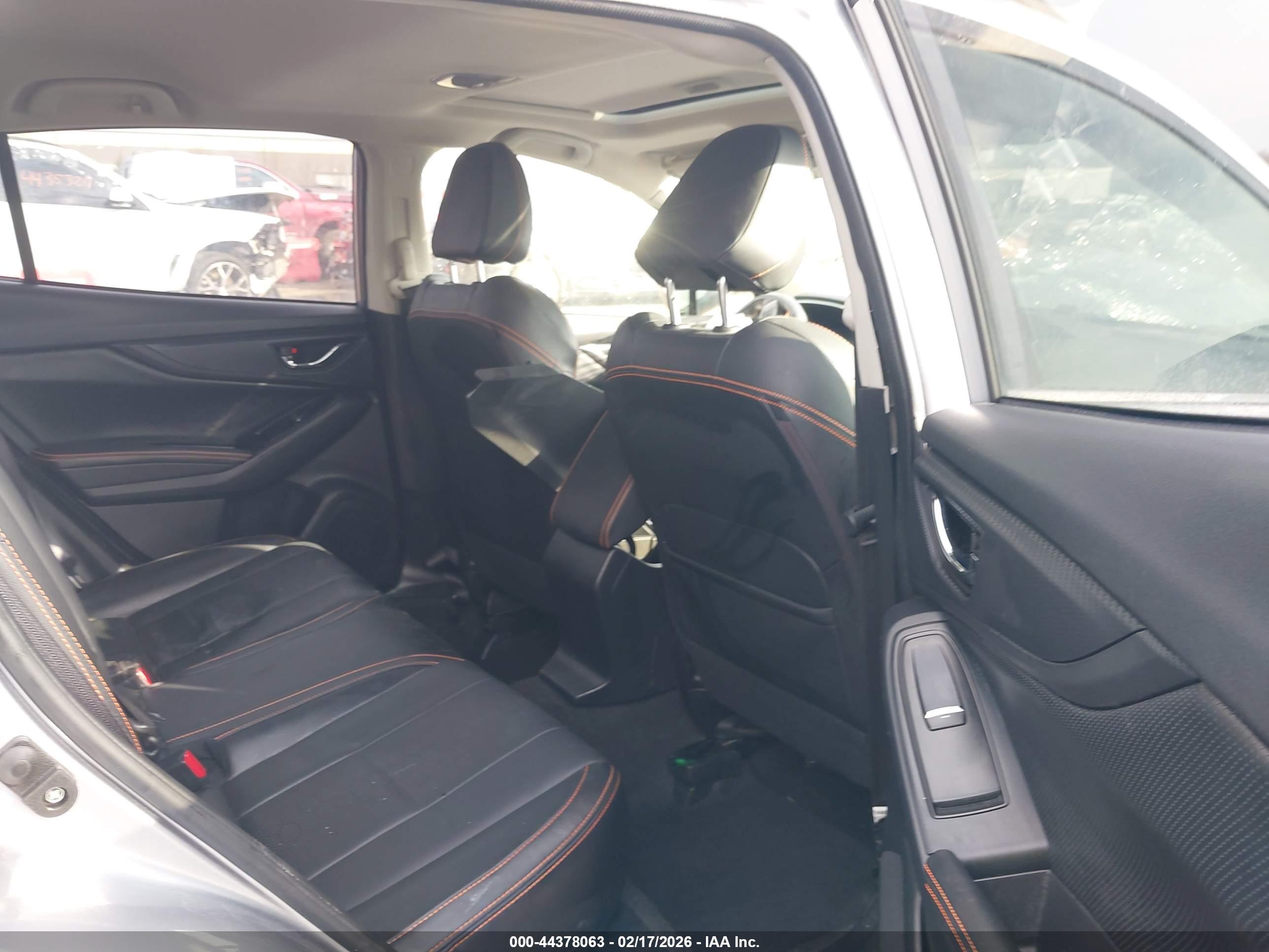 SUBARU CROSSTREK image 8