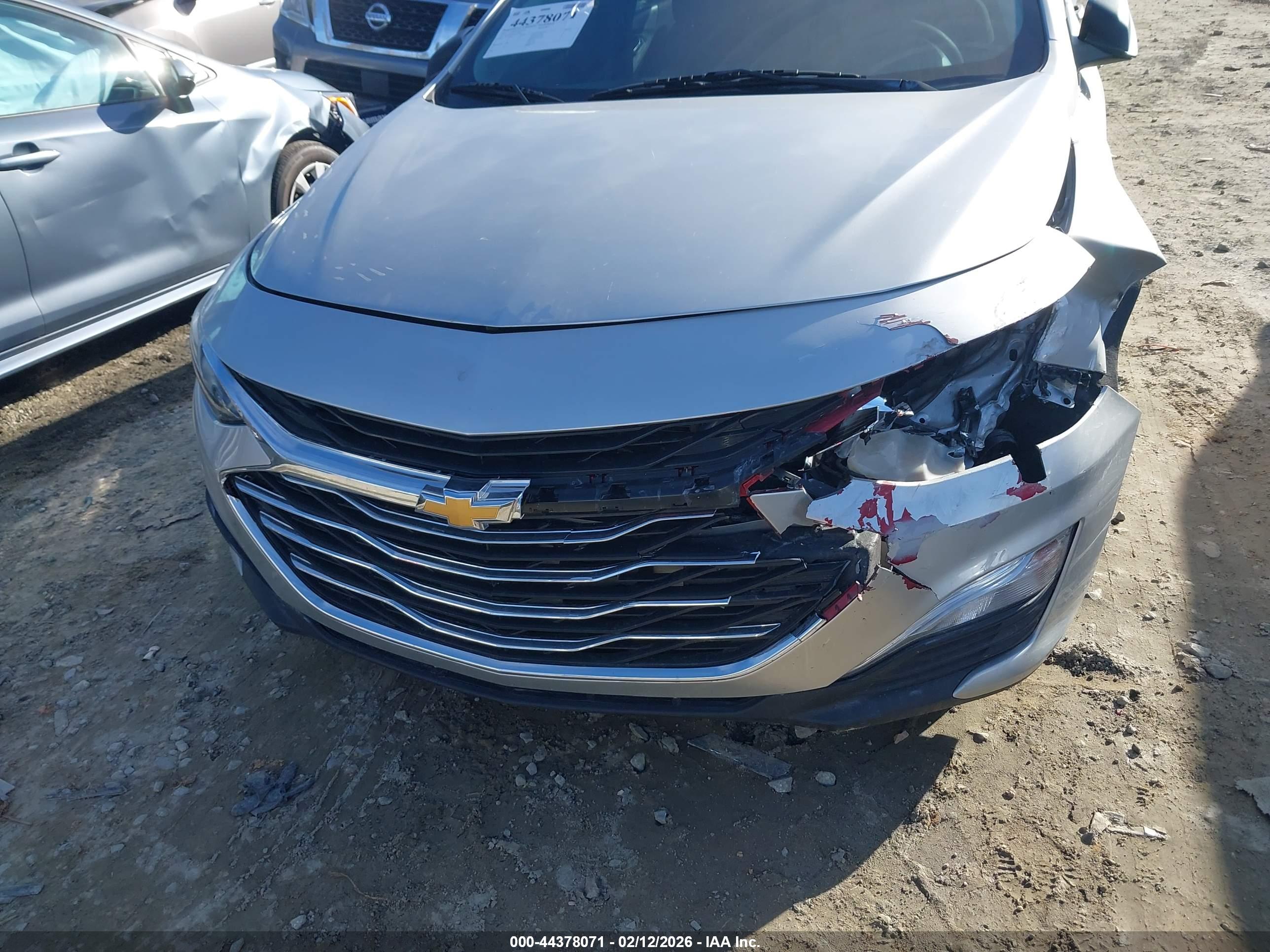 CHEVROLET MALIBU image 6