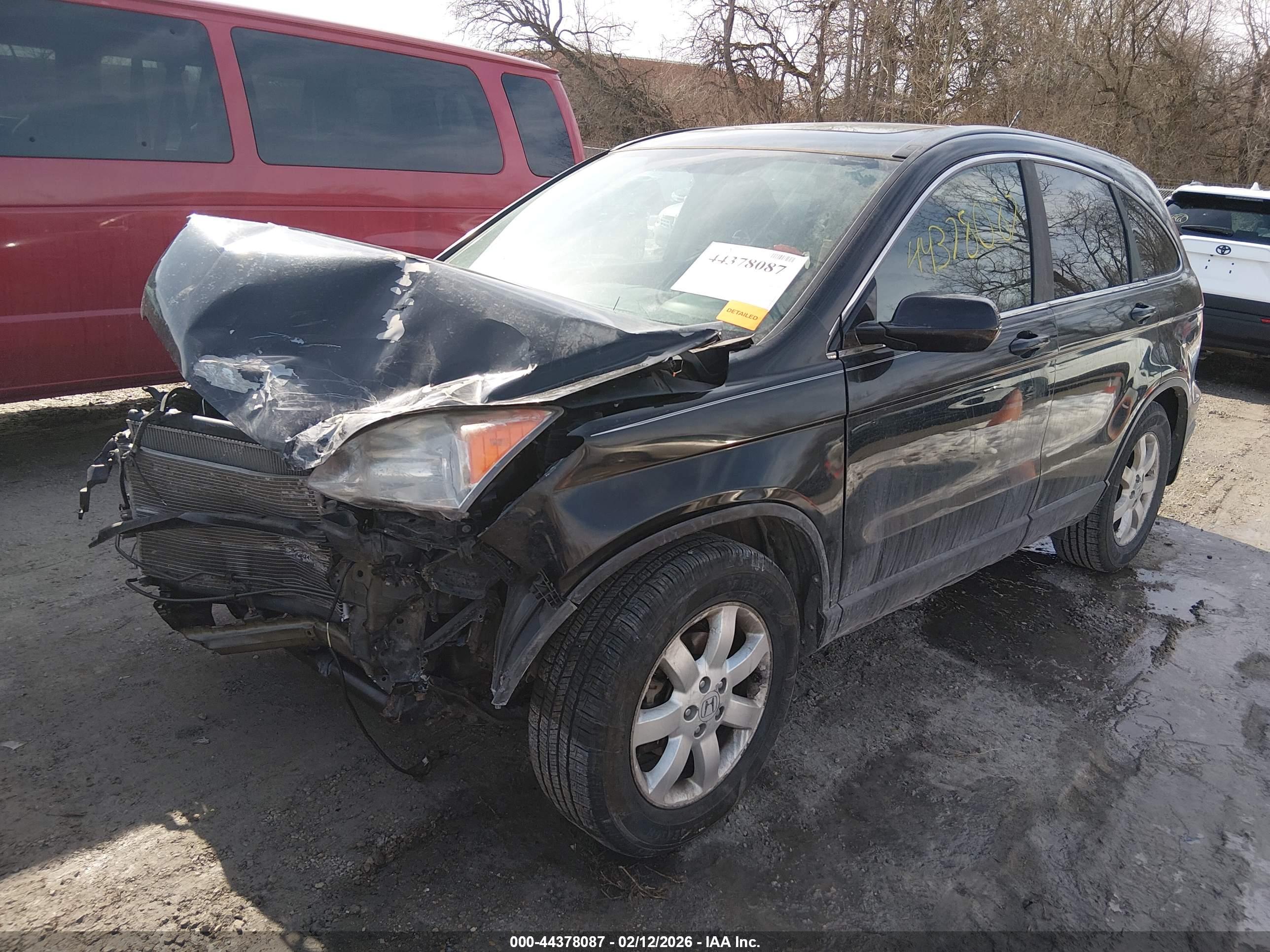 HONDA CR-V image 2