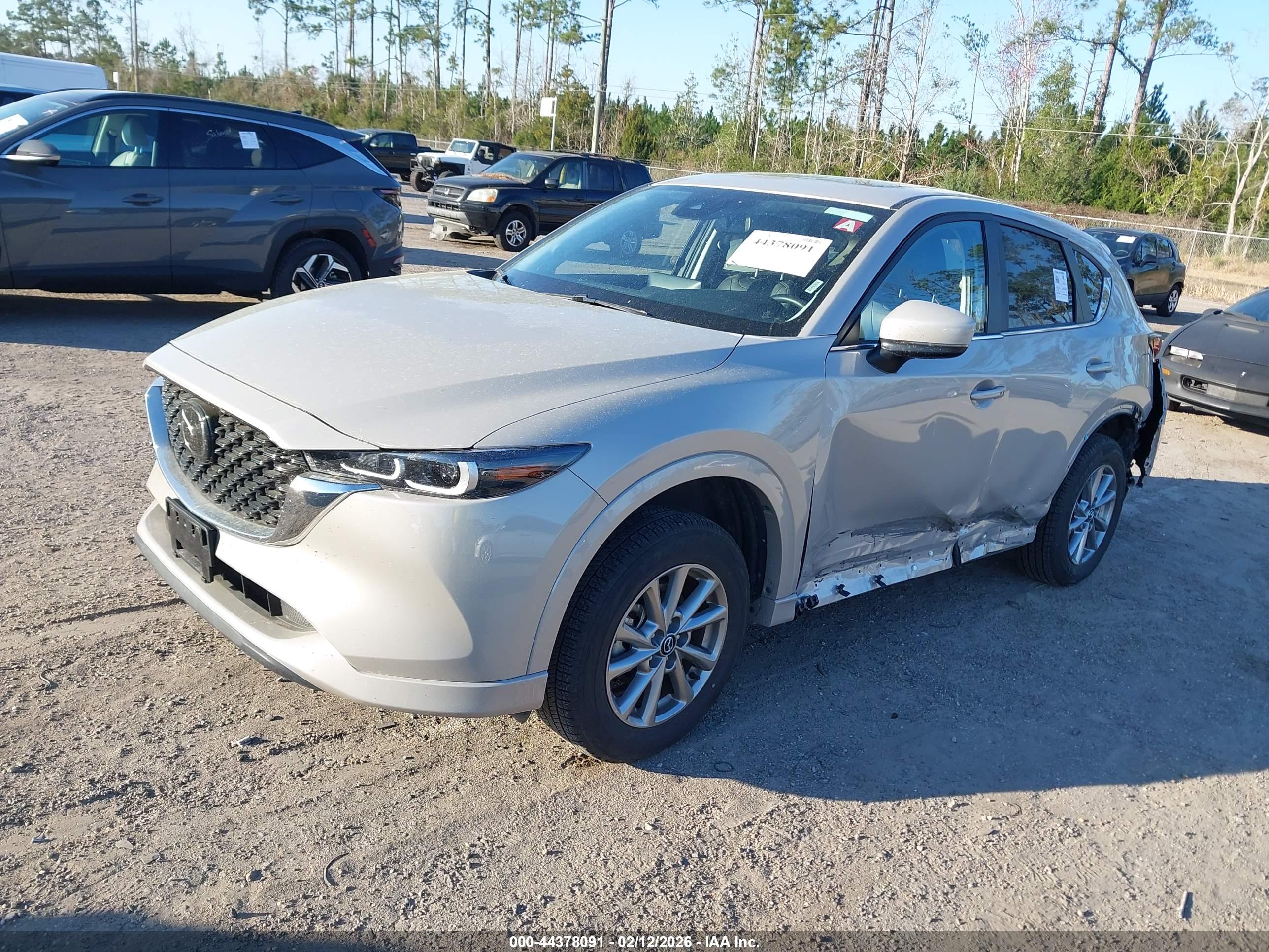 MAZDA CX-5 image 2