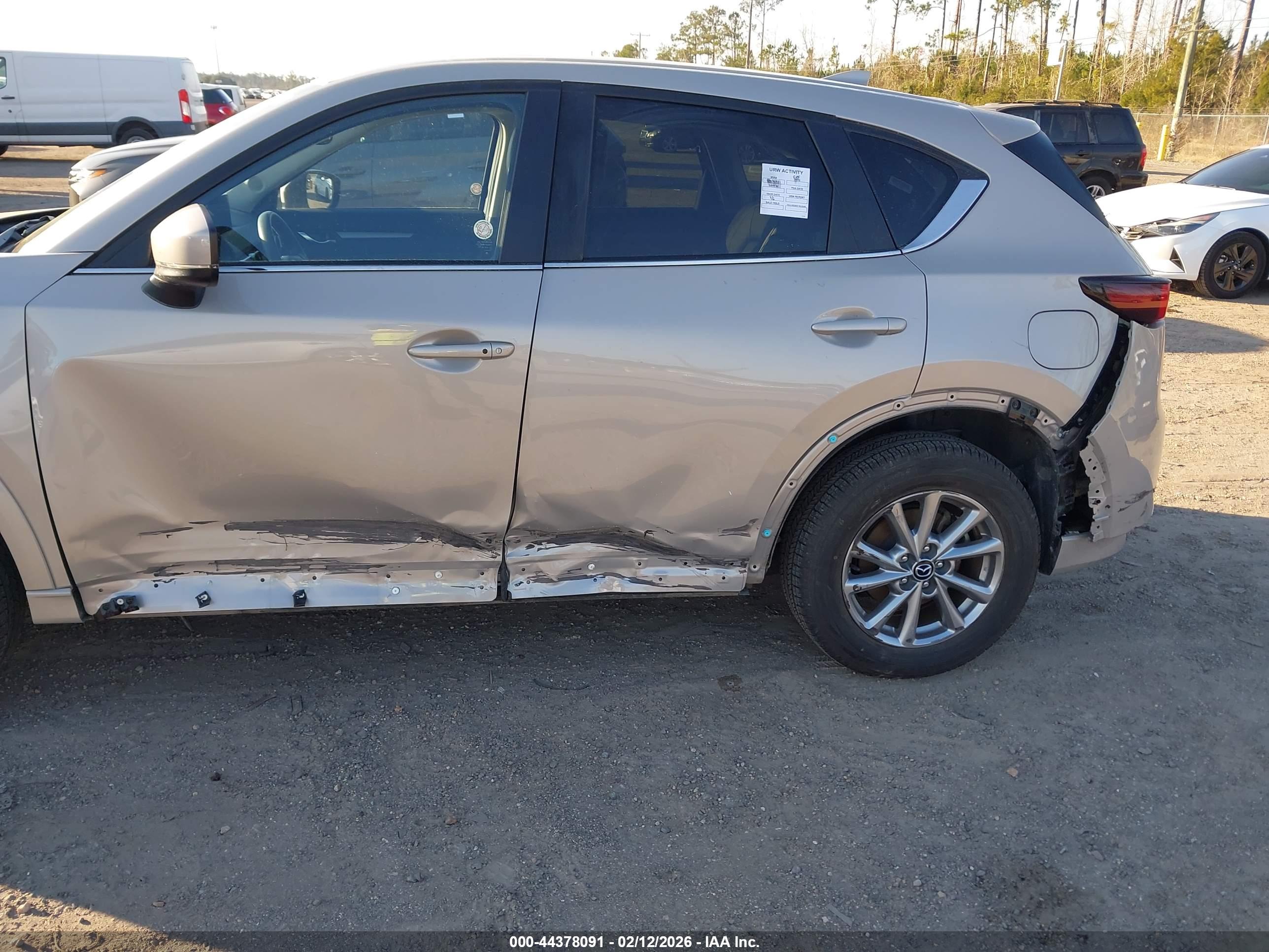 MAZDA CX-5 image 6