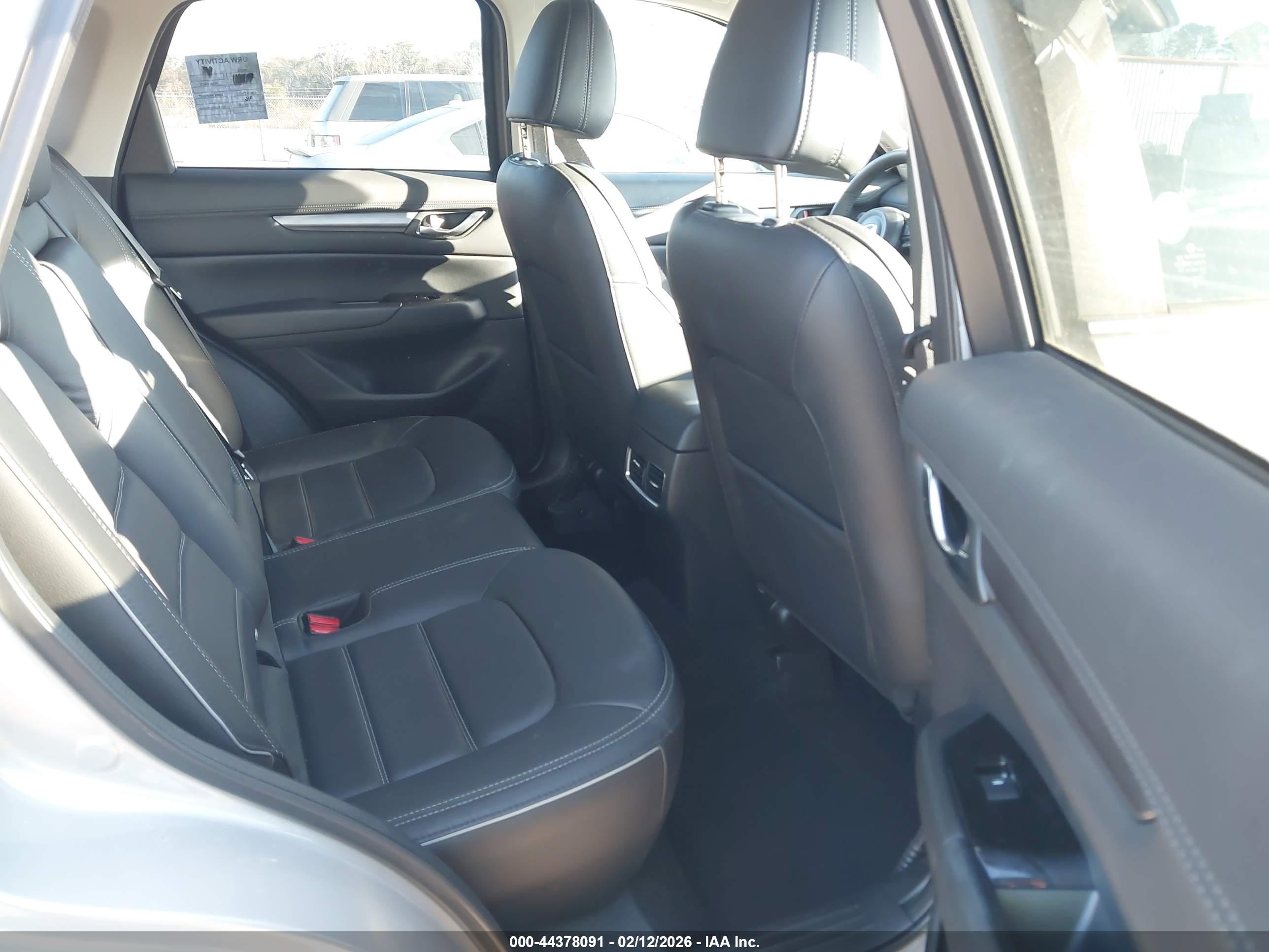 MAZDA CX-5 image 8