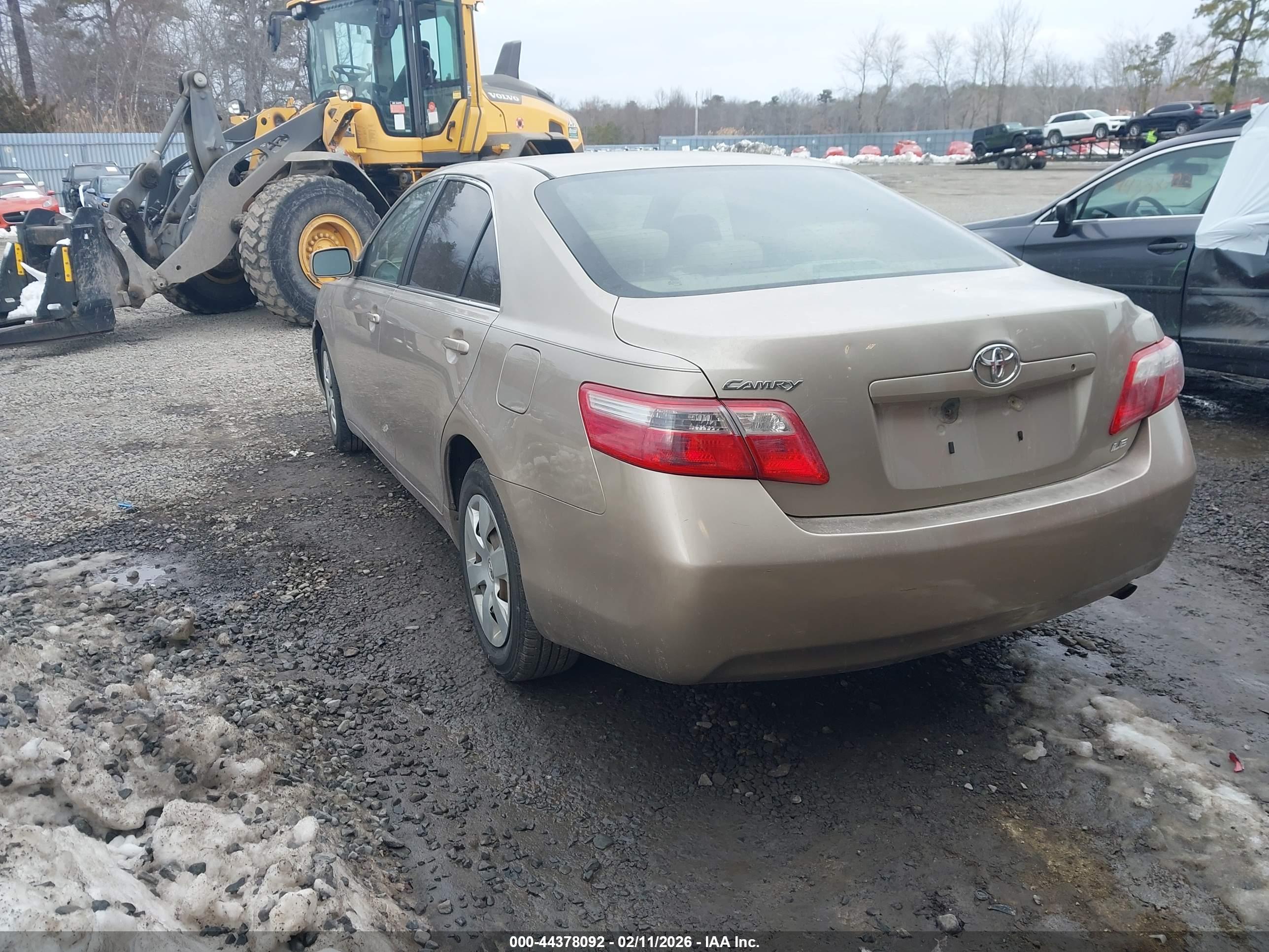 TOYOTA CAMRY image 3